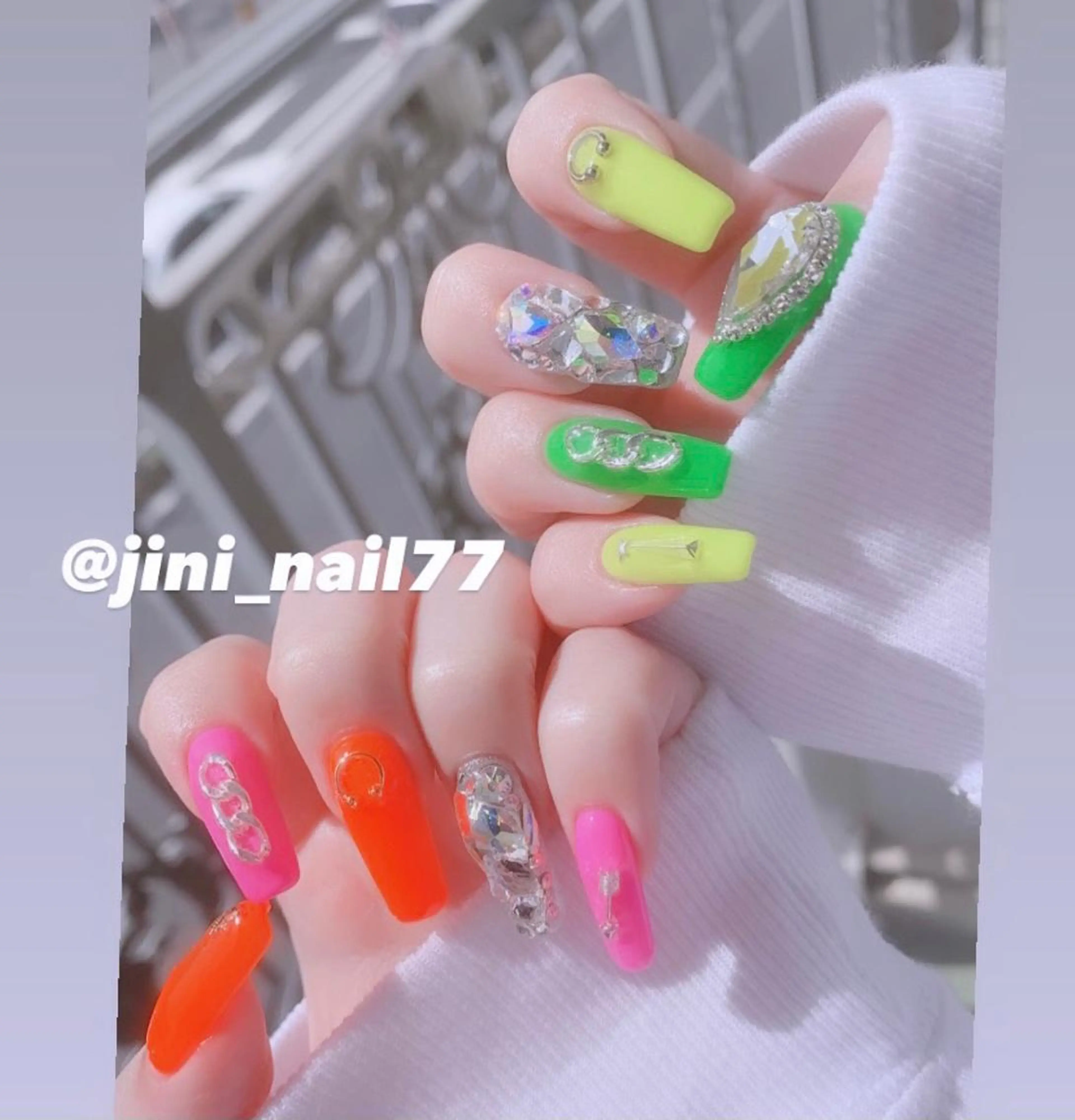 ネイル ハンドネイル JINI NAIL所属・ジニ ネイルのネイルデザイン