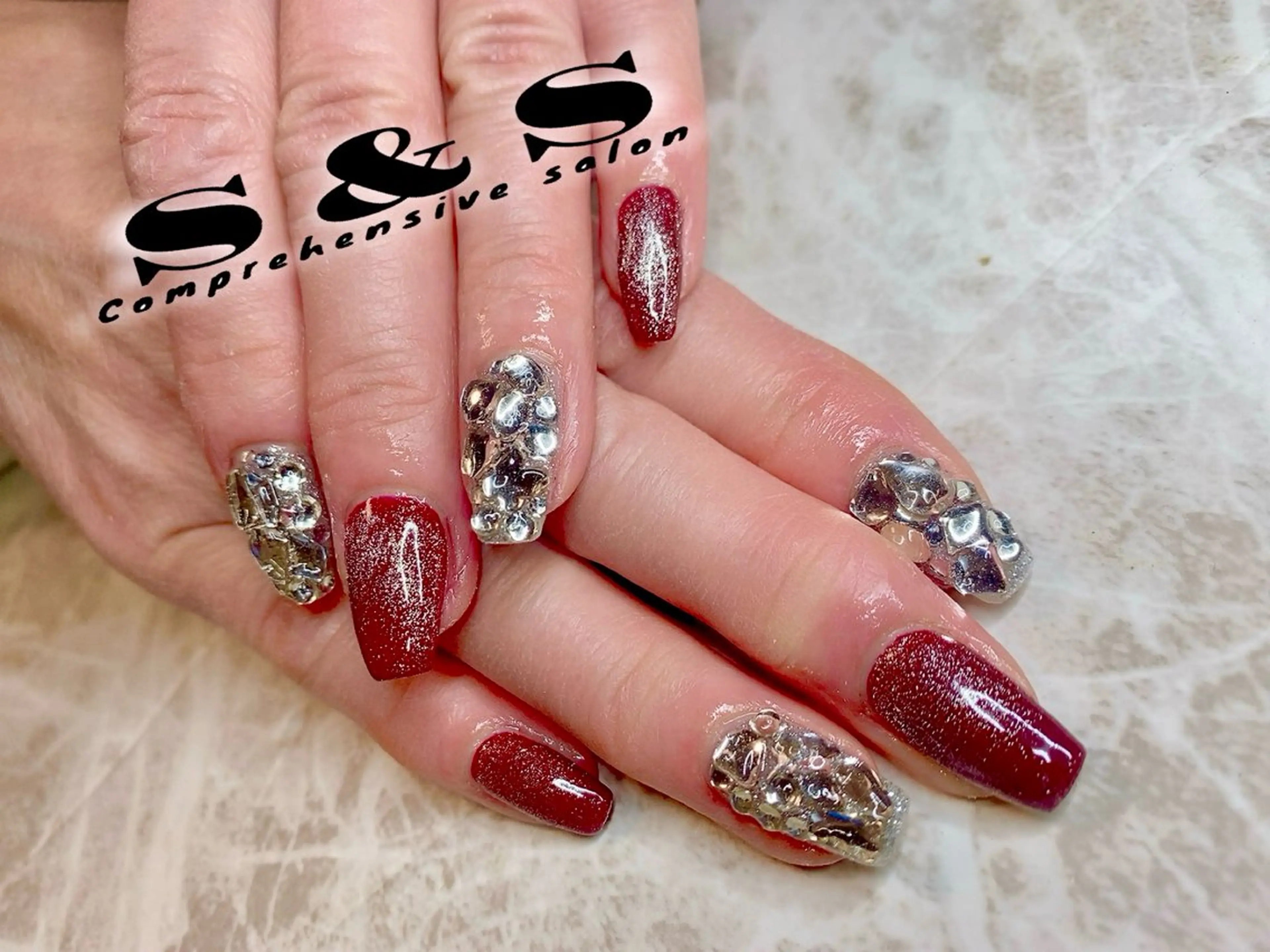 ネイル 長さ出し メンズネイル 持ち込み スカルプネイル S&S 村田小百合のネイルデザイン