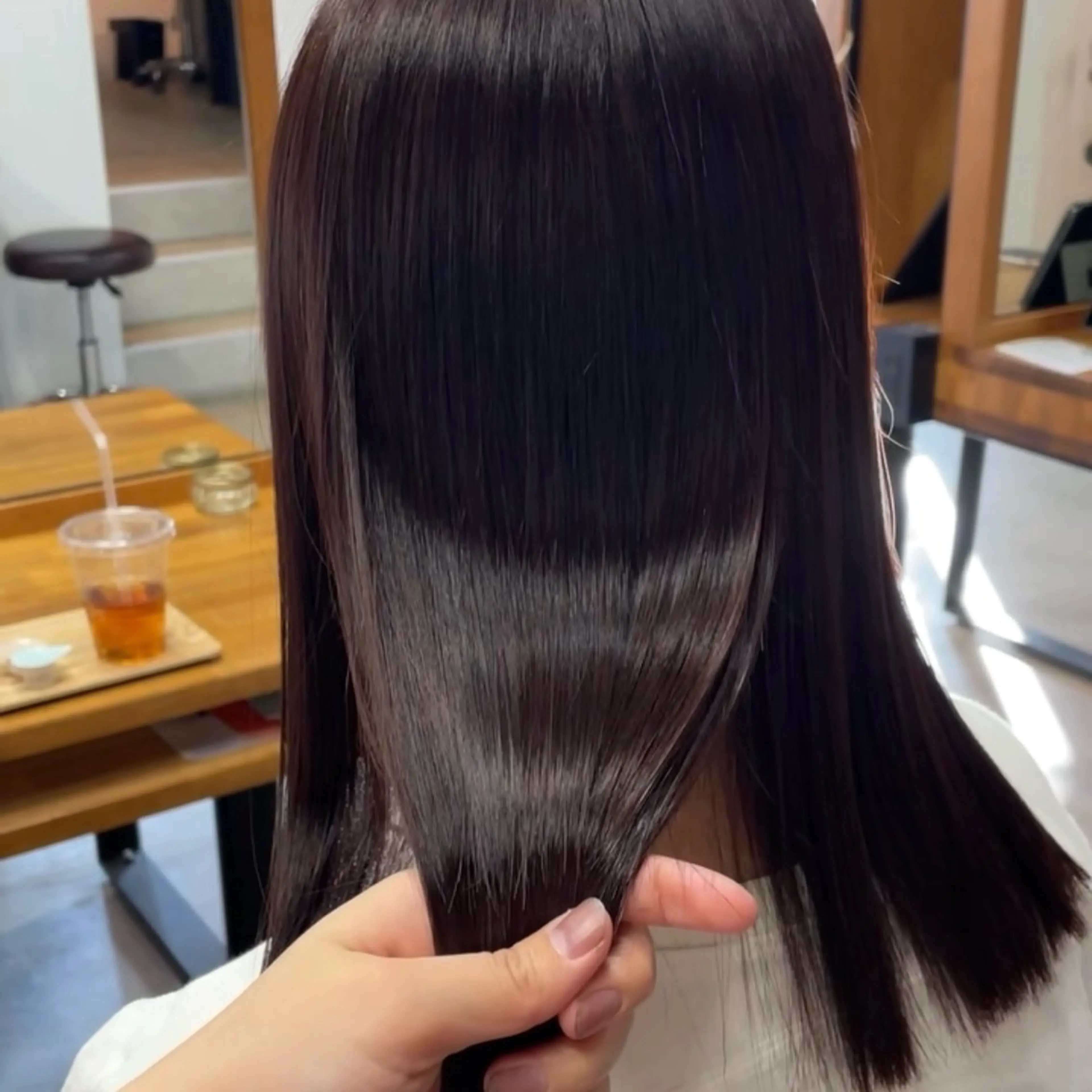 ミディアム カラー ブラウンカラー ラベンダーカラー ラベンダーブラウン カット ヘアカラー トリートメント 韓国風/レイヤー/ note アヤナのヘアスタイル