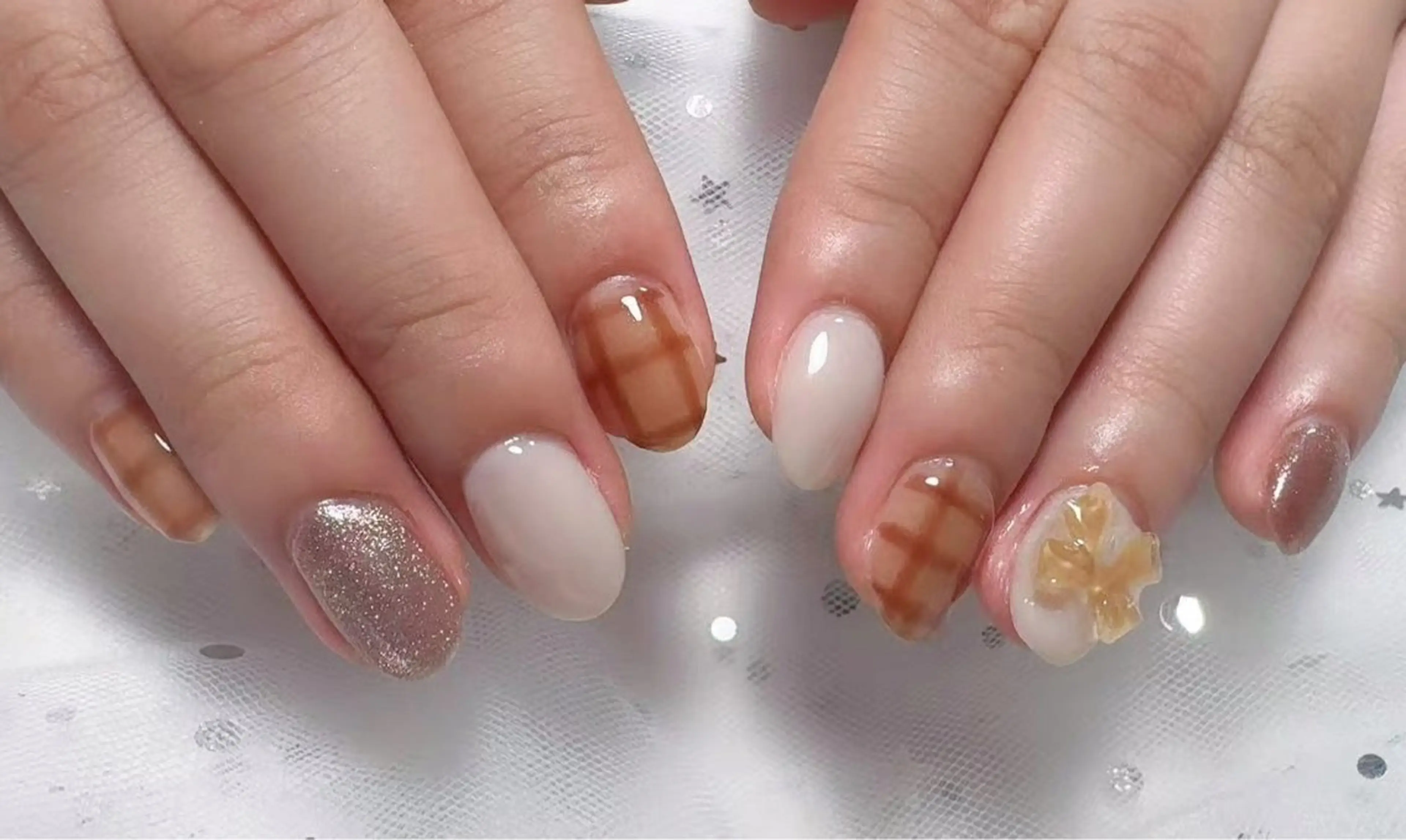 ネイル 西岡 真由美のネイルデザイン