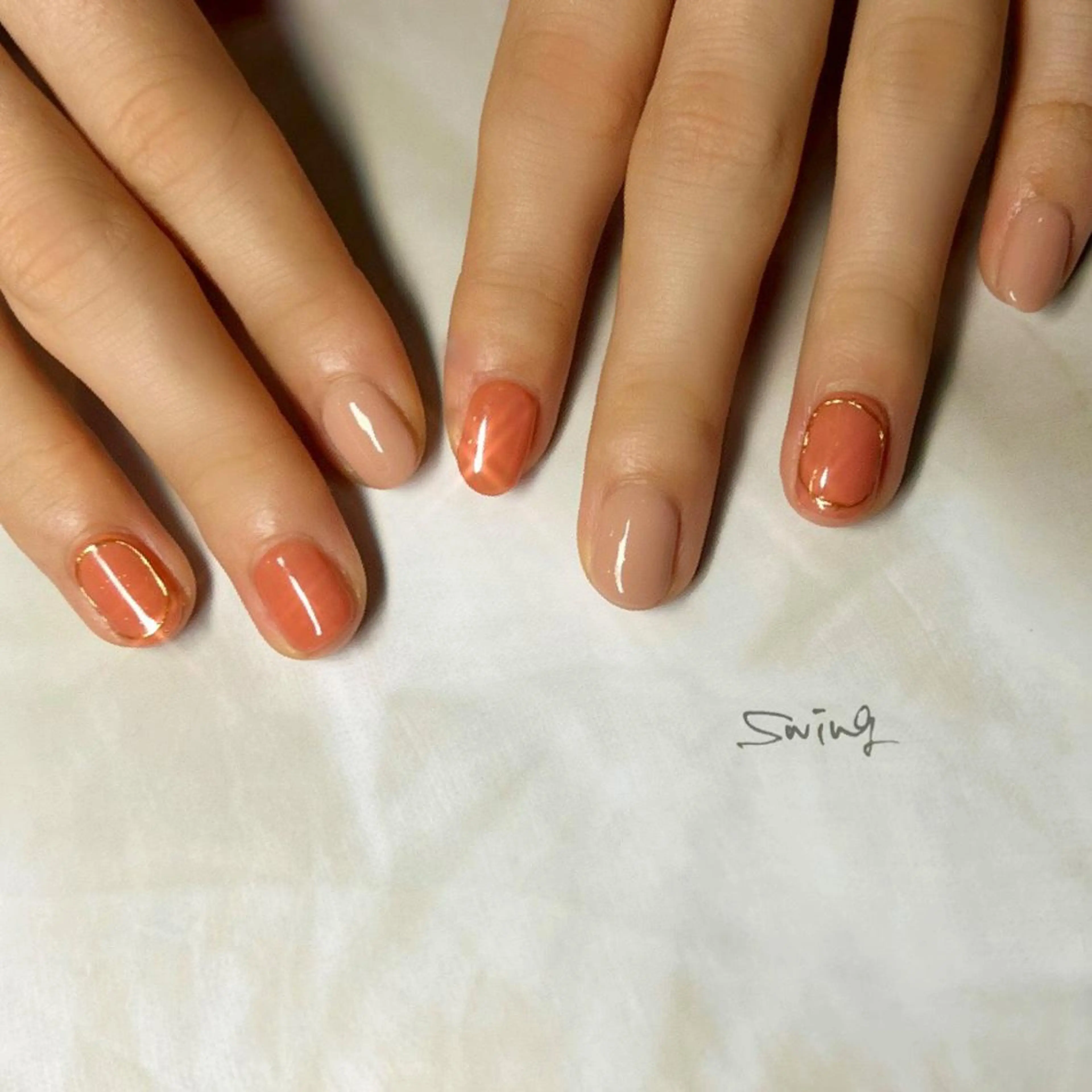 ネイル アートネイル ミラーネイル オフィスネイル SWING Nail Salon所属・Yoshida Takakoのネイルデザイン