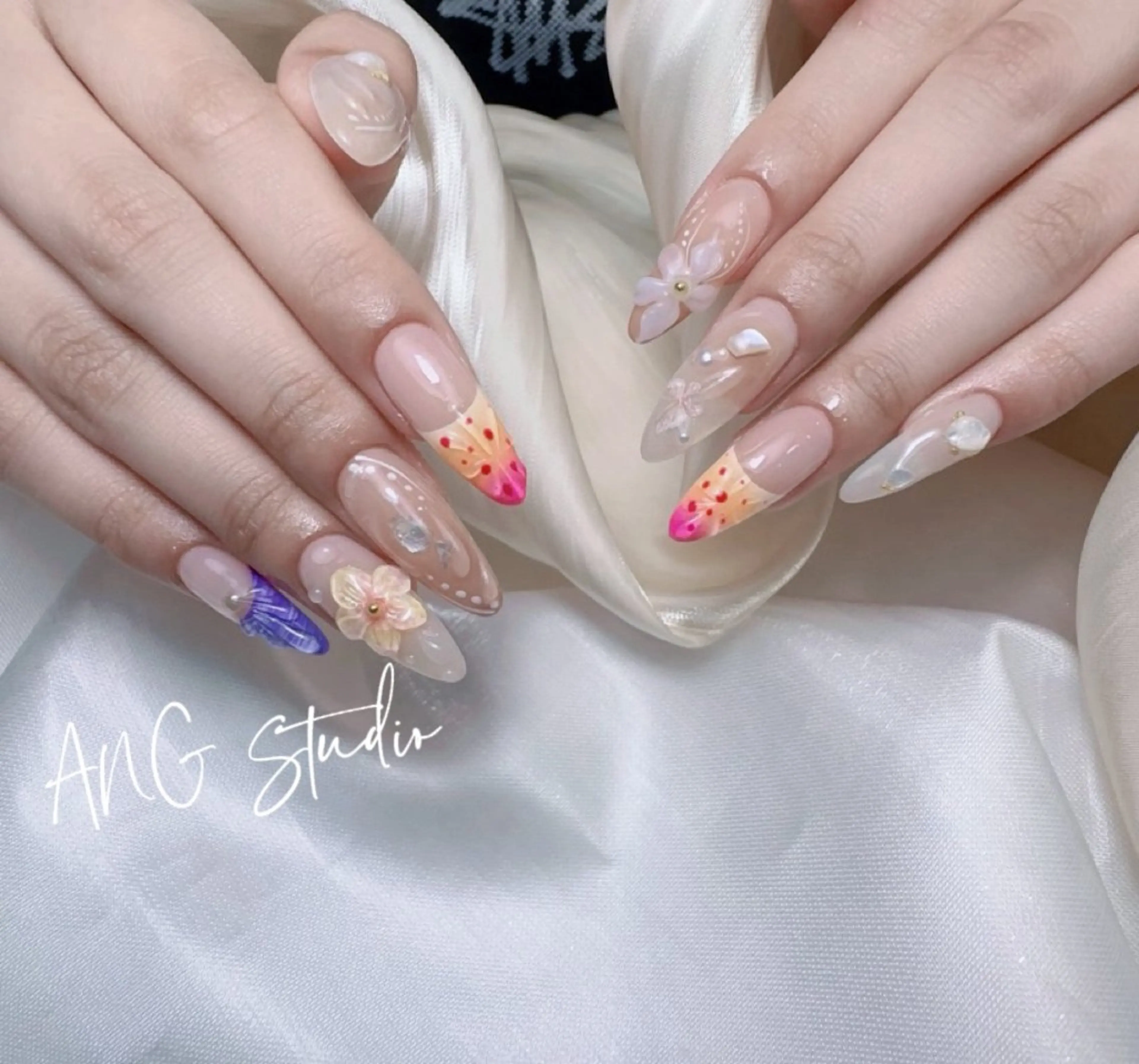 ネイル ハンドネイル ハンドケア ANG Studioのネイルデザイン