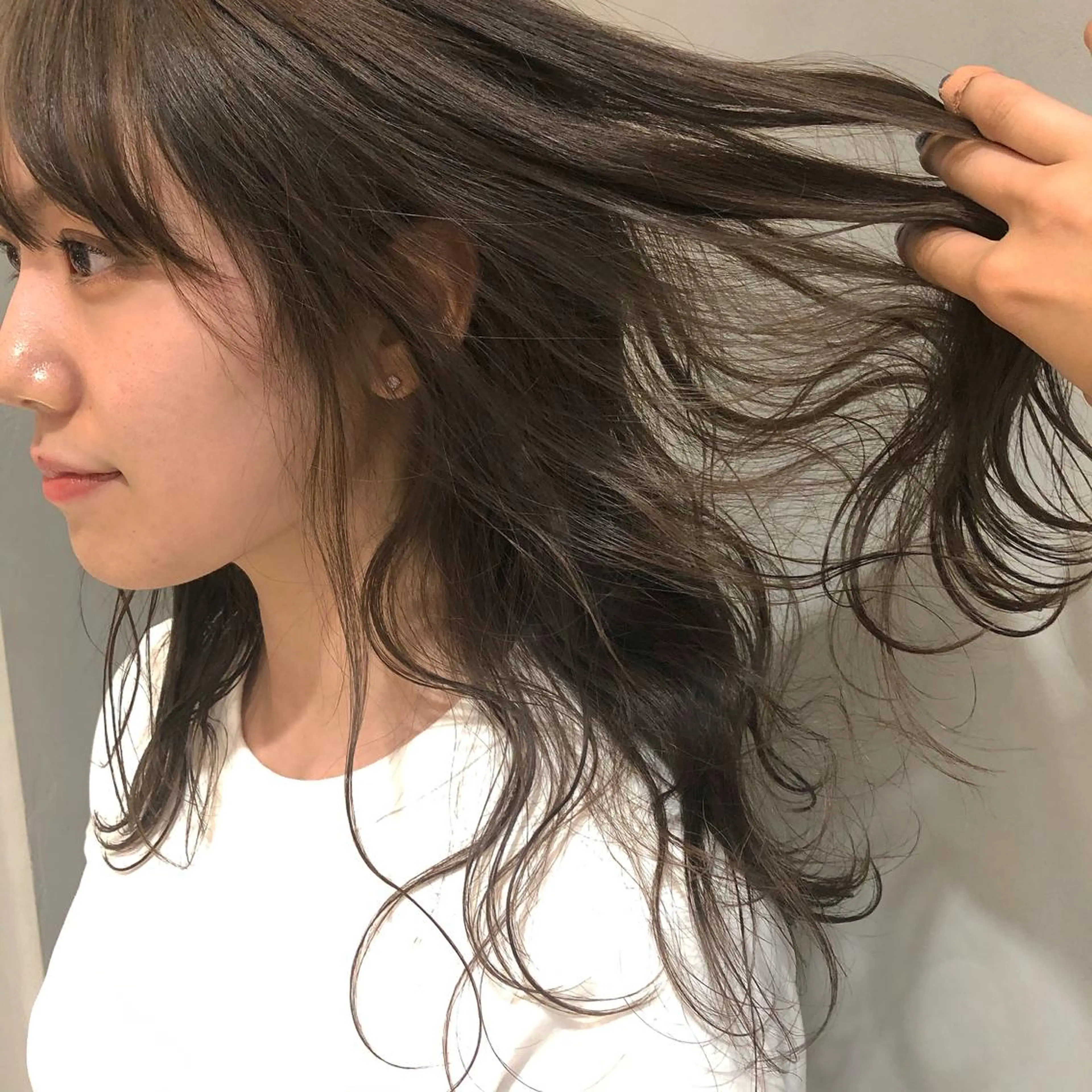 ミディアム カラー 圧倒的透明感カラー nana🦕のヘアスタイル