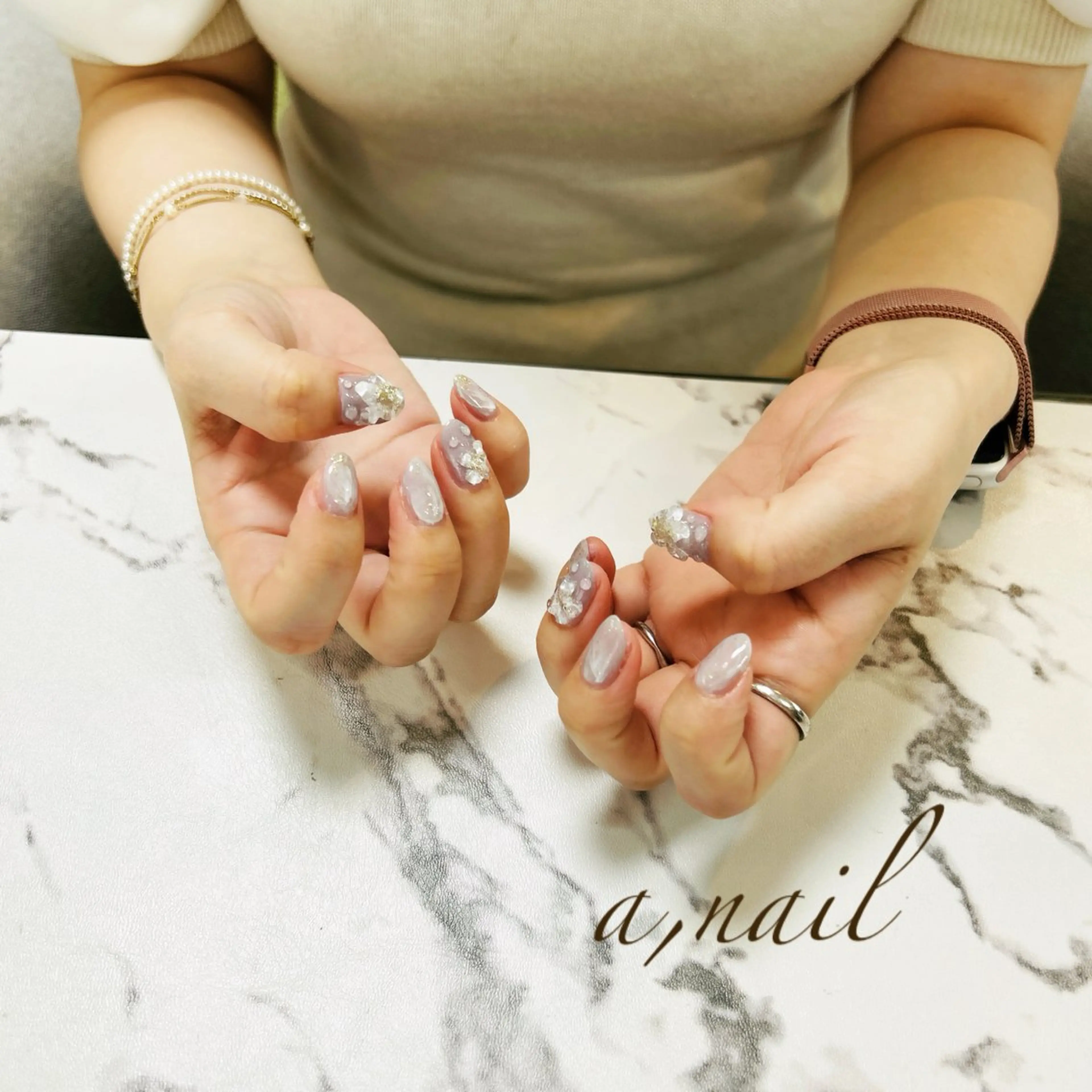 ネイル フラワーネイル キラキラネイル 大理石ネイル(マーブル) ニュアンスネイル ぷっくりネイル ハンドネイル ネイルサロン エーネイルのネイルデザイン