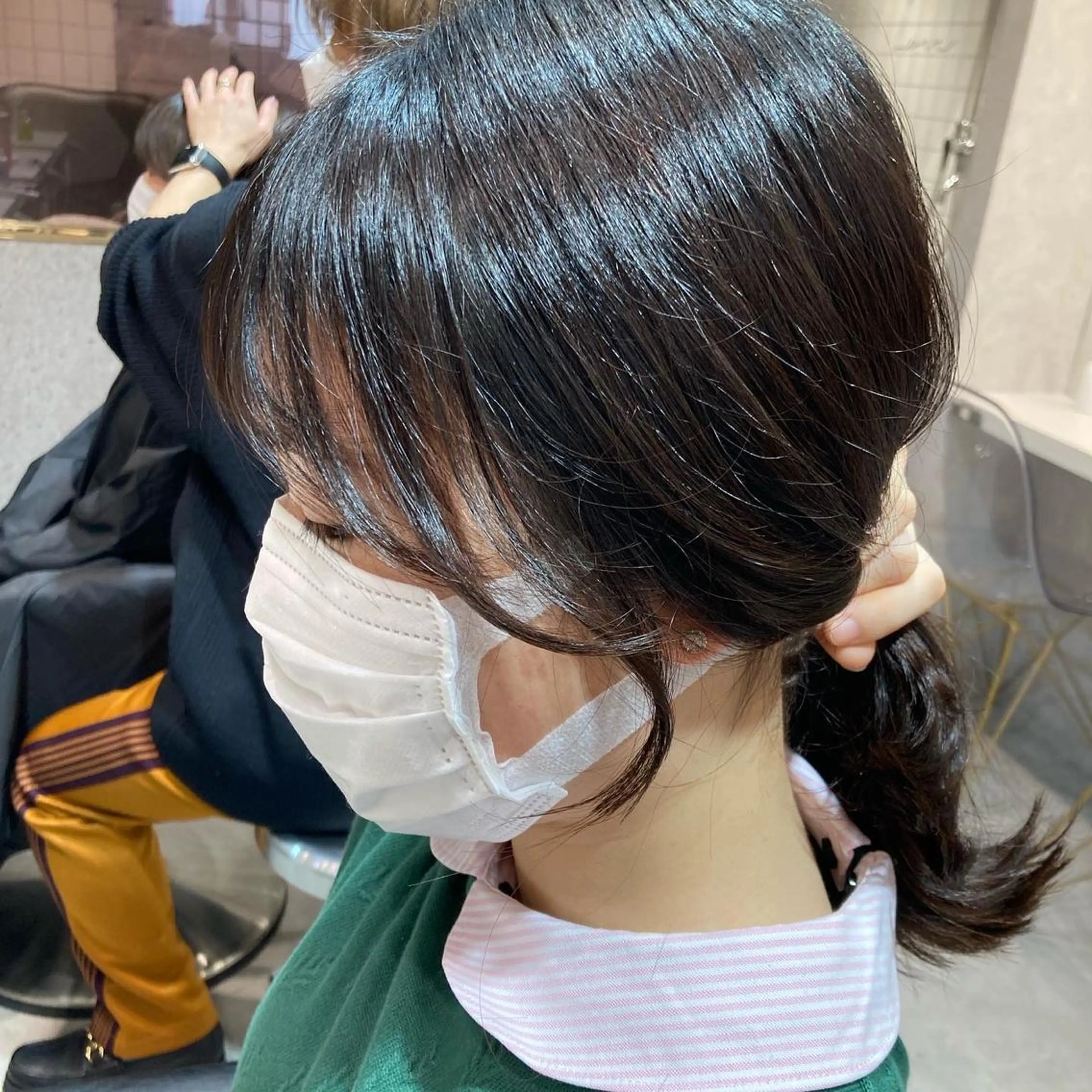 ミディアム カラー 顔まわりレイヤー 韓国風ヘア レイヤーカット おくれ毛 小顔カット Loom .by Sea  ルームバイシー所属・レイヤー/前髪/ 韓国/CHIHIROのヘアスタイル