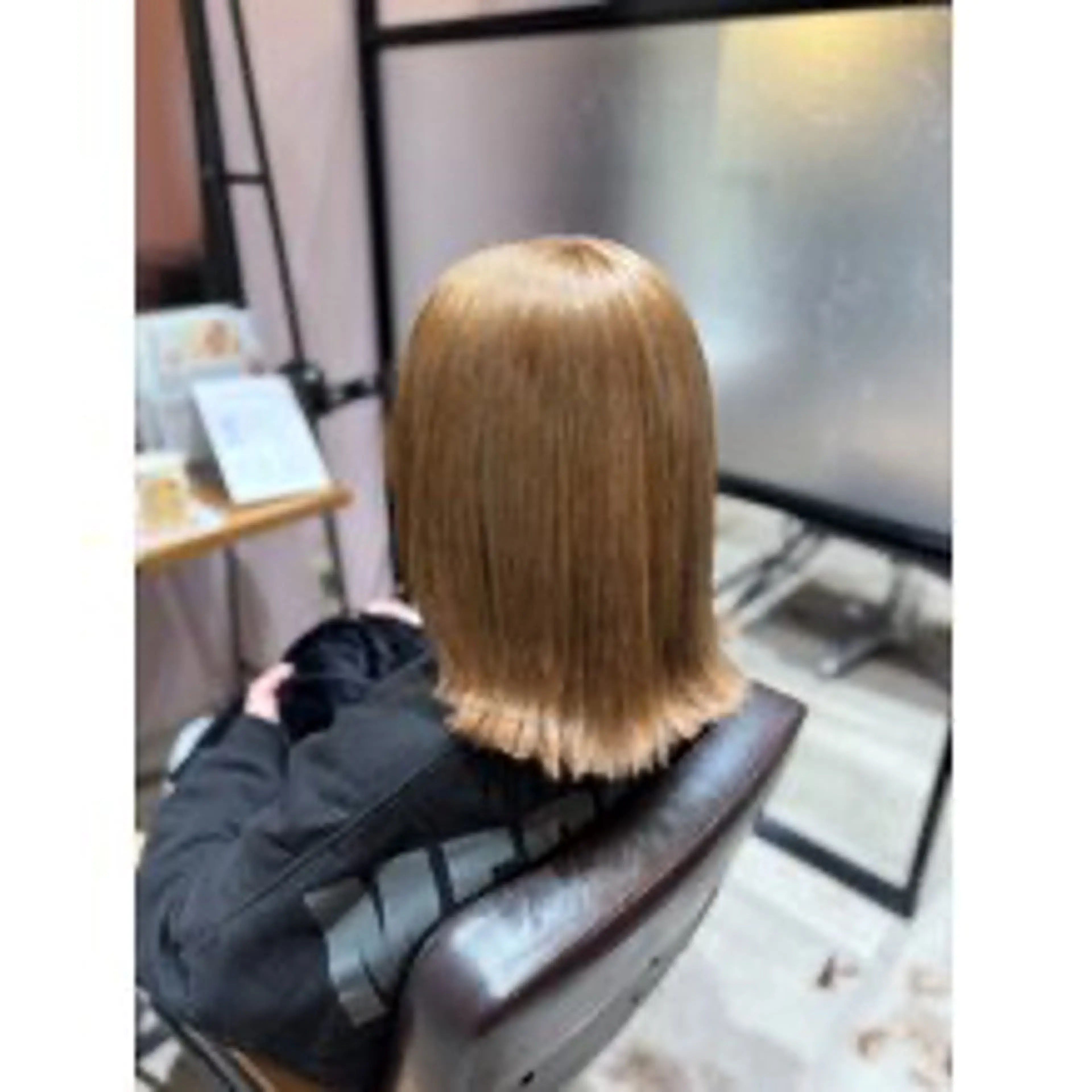 カラー ヘアカラー 梶 瑞希のヘアスタイル