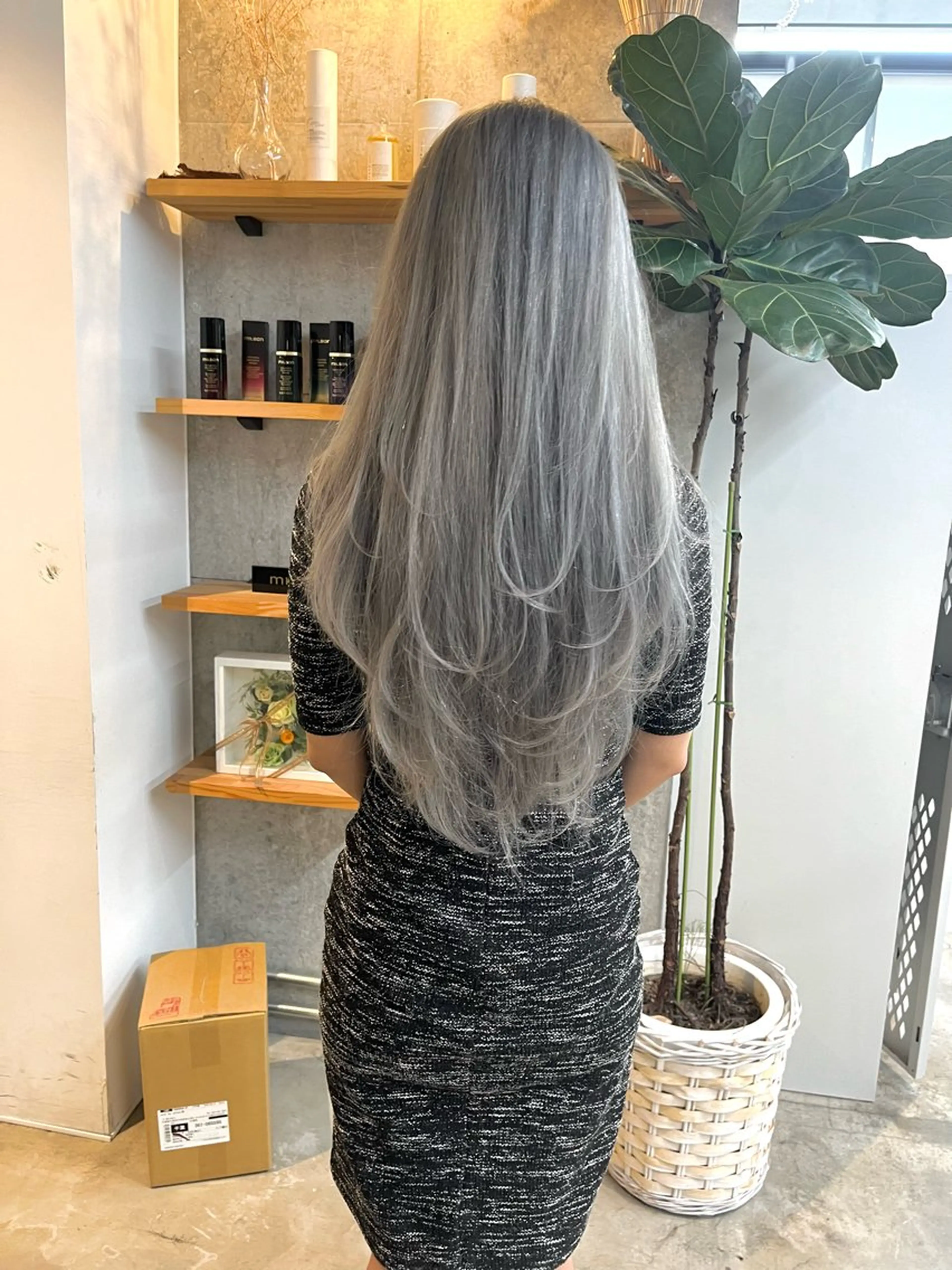 ロング カラー カット ヘアカラー ハイトーンカラ ー/小川のヘアスタイル