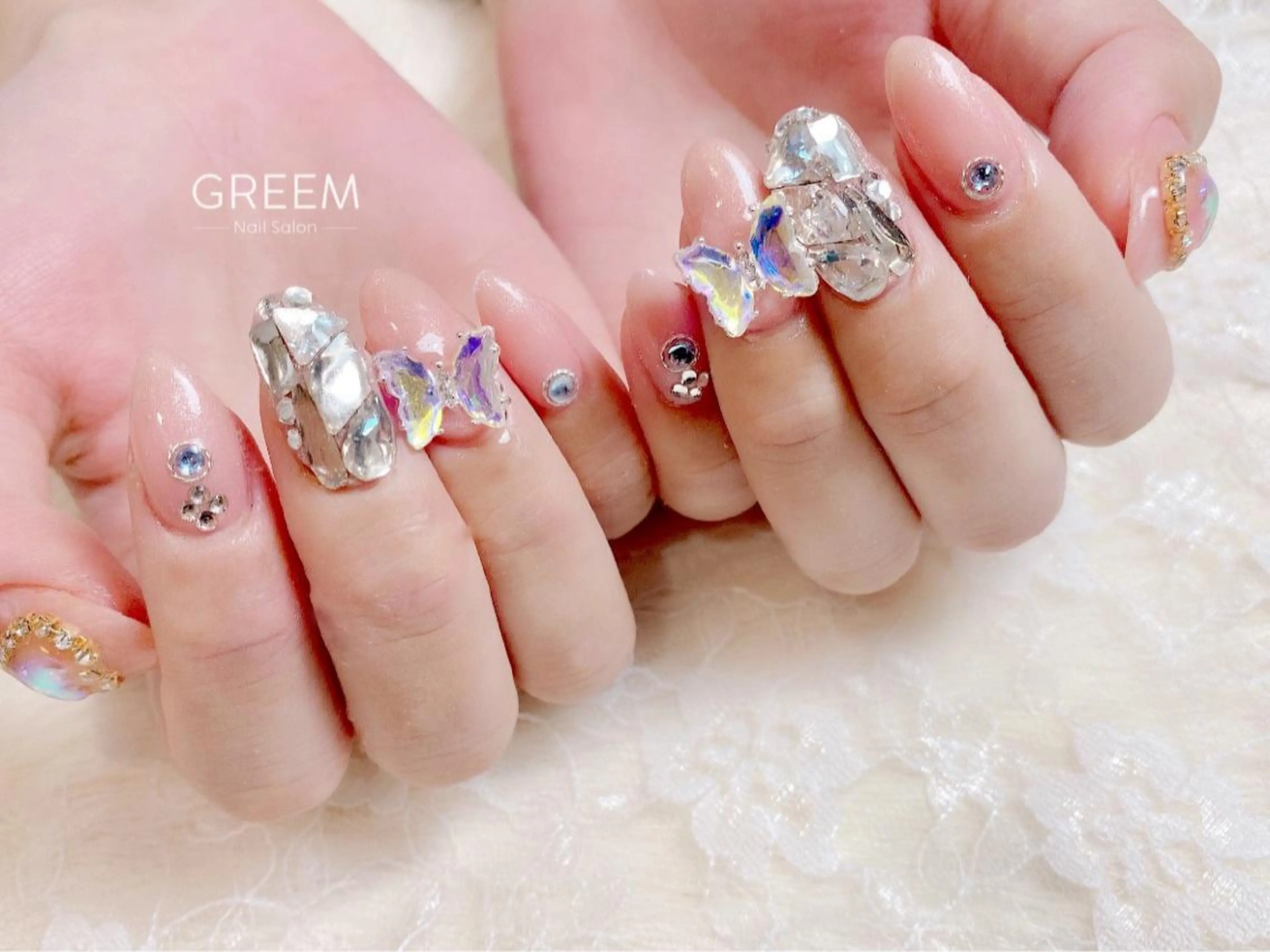 ネイル オーロラネイル GREEM グリームのネイルデザイン