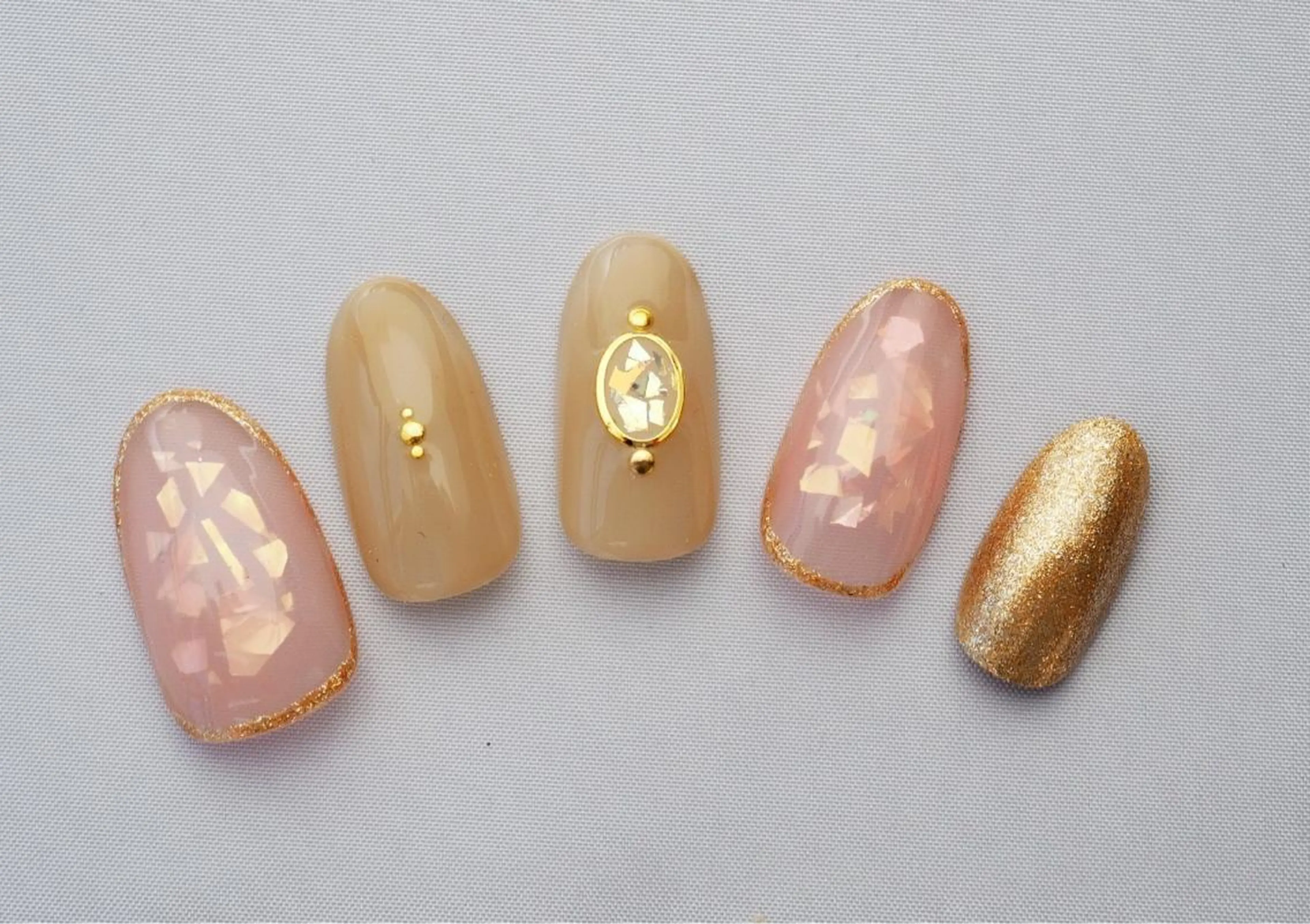 ネイル トップネイリスト Ribbon立川店のネイルデザイン