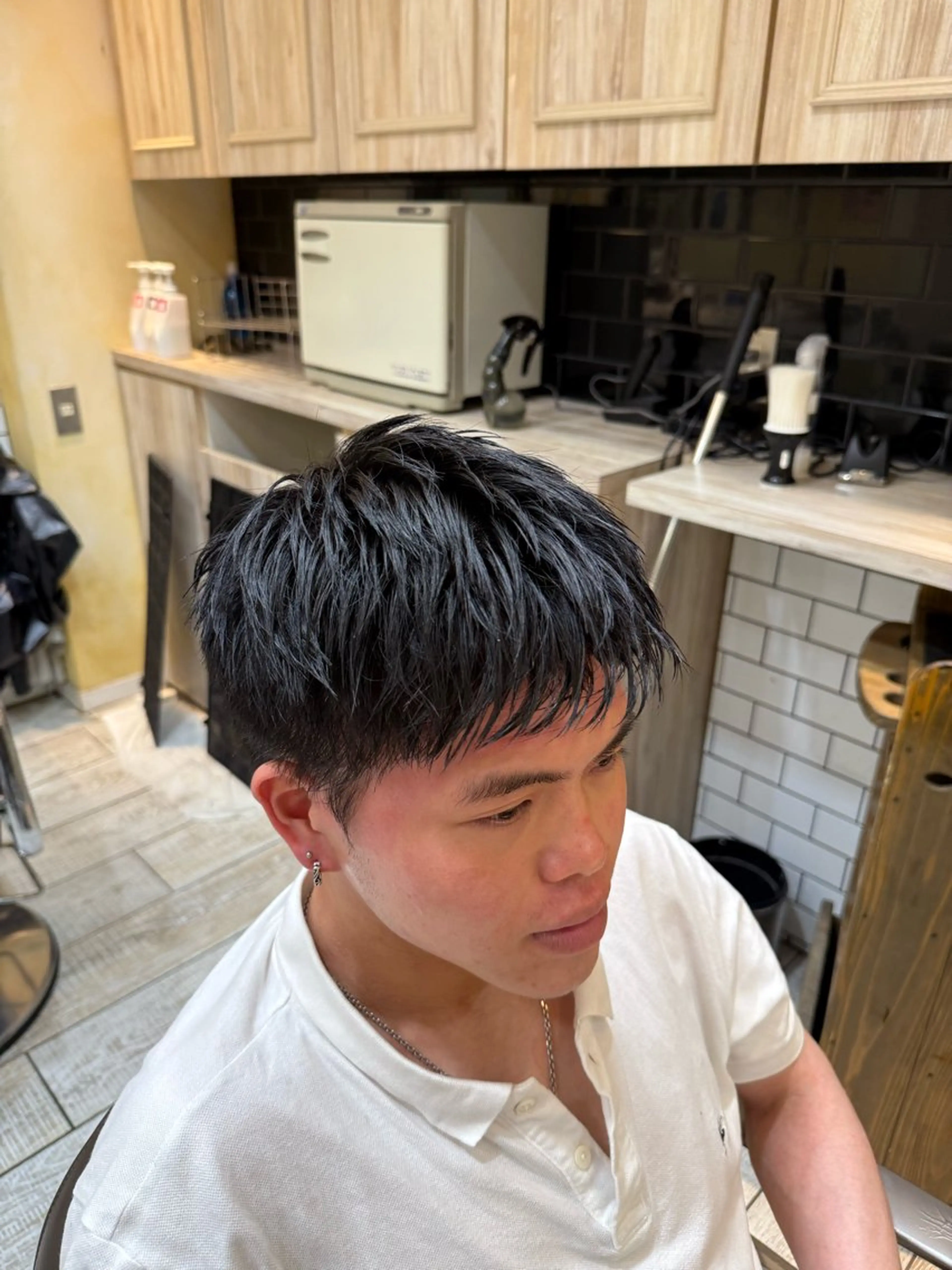 ショート グルーマーズ東京所属・岩崎 脩乙のヘアスタイル