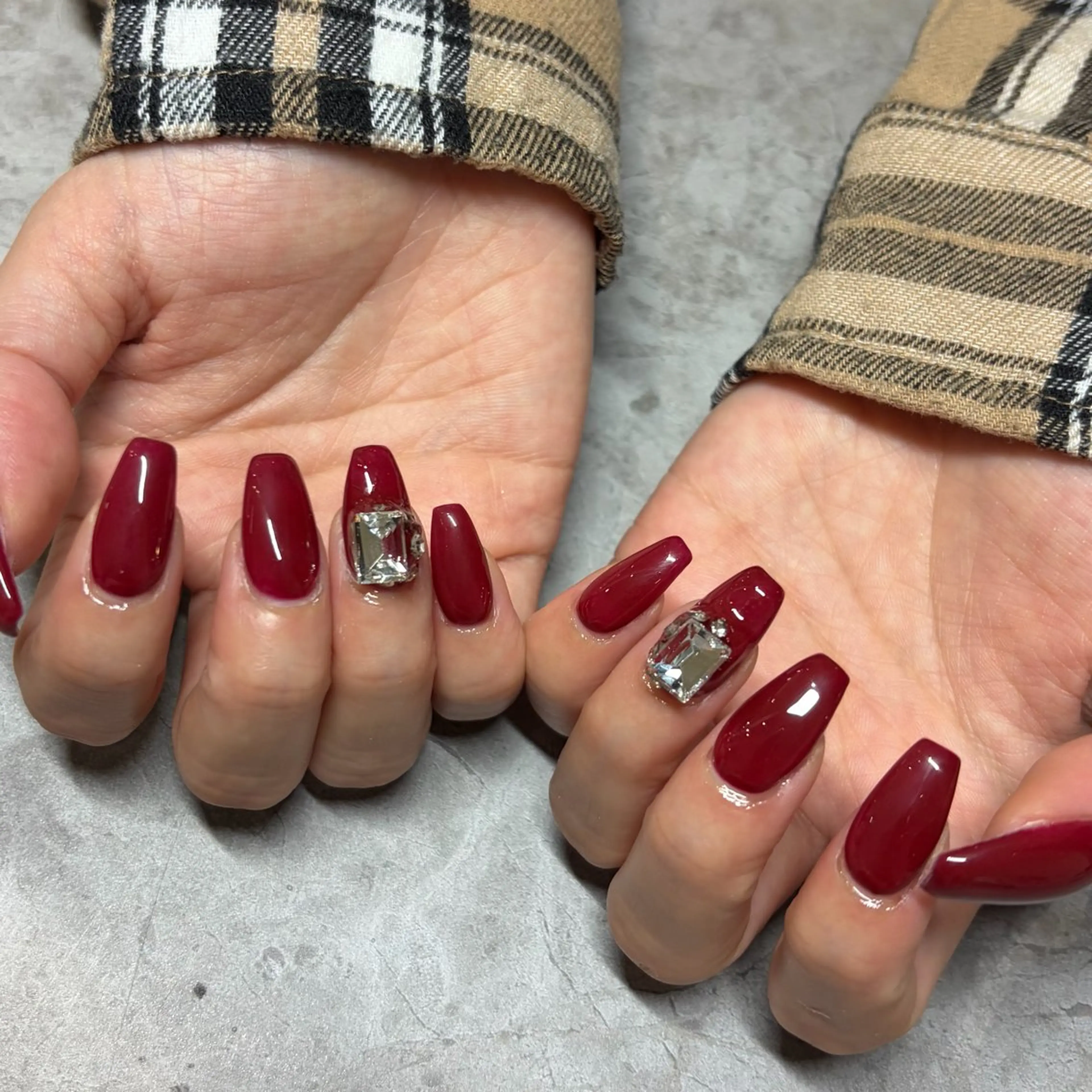 ネイル ワンカラーネイル ハンドネイル IROHA NAIL 横山佳那のネイルデザイン