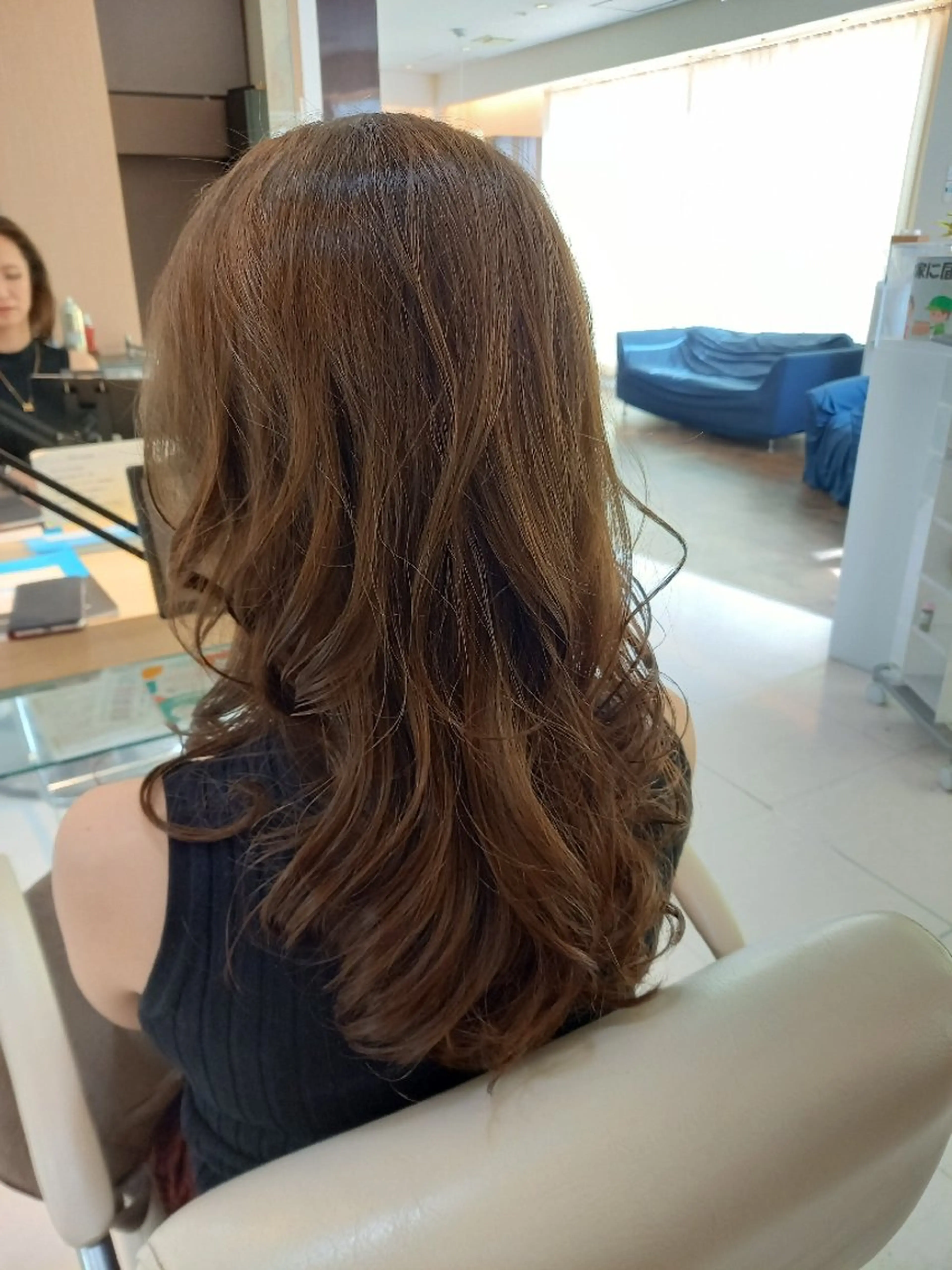 ロング カラー 透明感カラー イルミナカラー 飯田・髪質改善縮毛矯 正・カラー・パーマのヘアスタイル