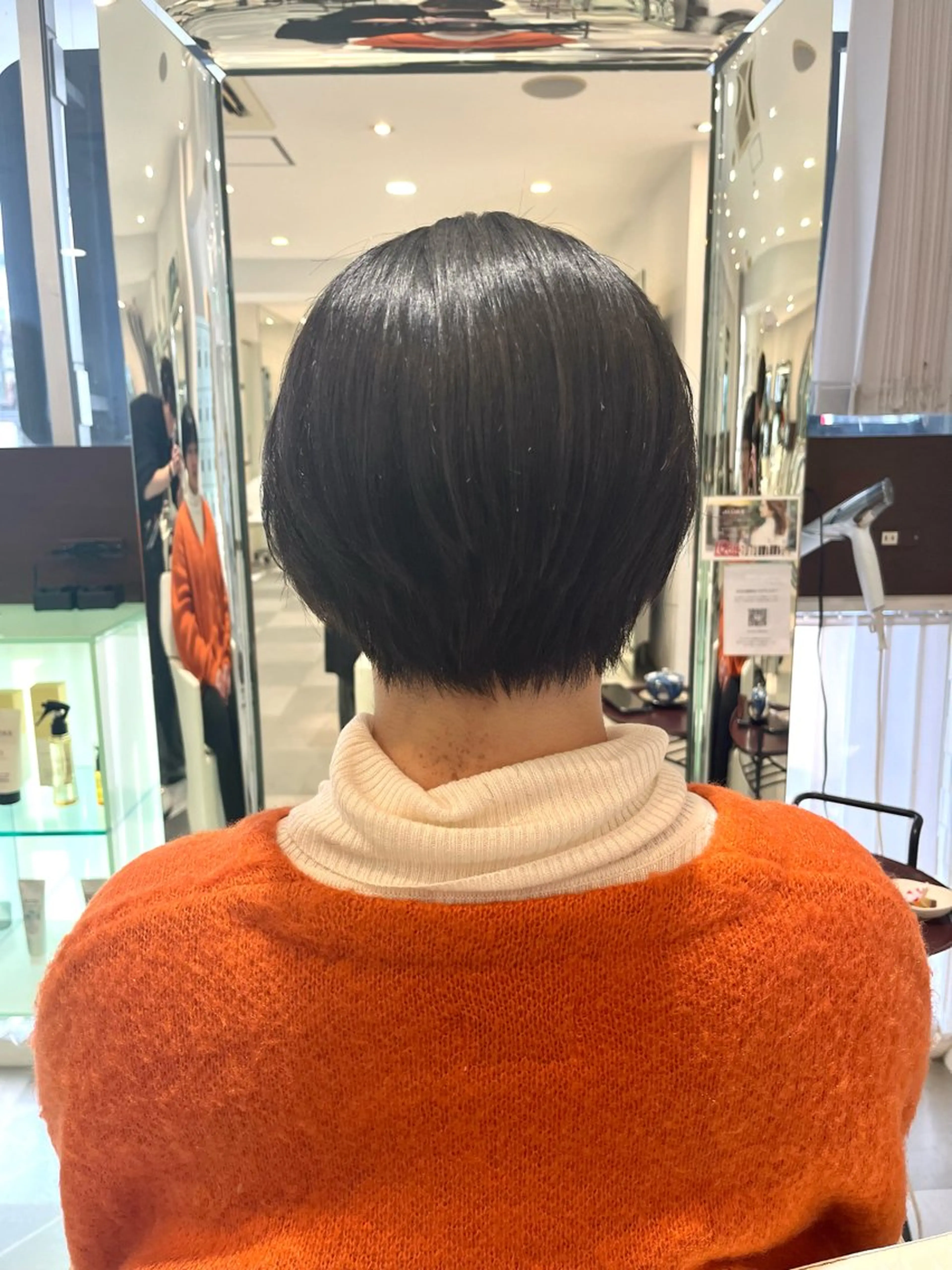 ショート パーマ カット 縮毛矯正 トリートメント コテ巻き風パーマ 藤澤　知彌のヘアスタイル