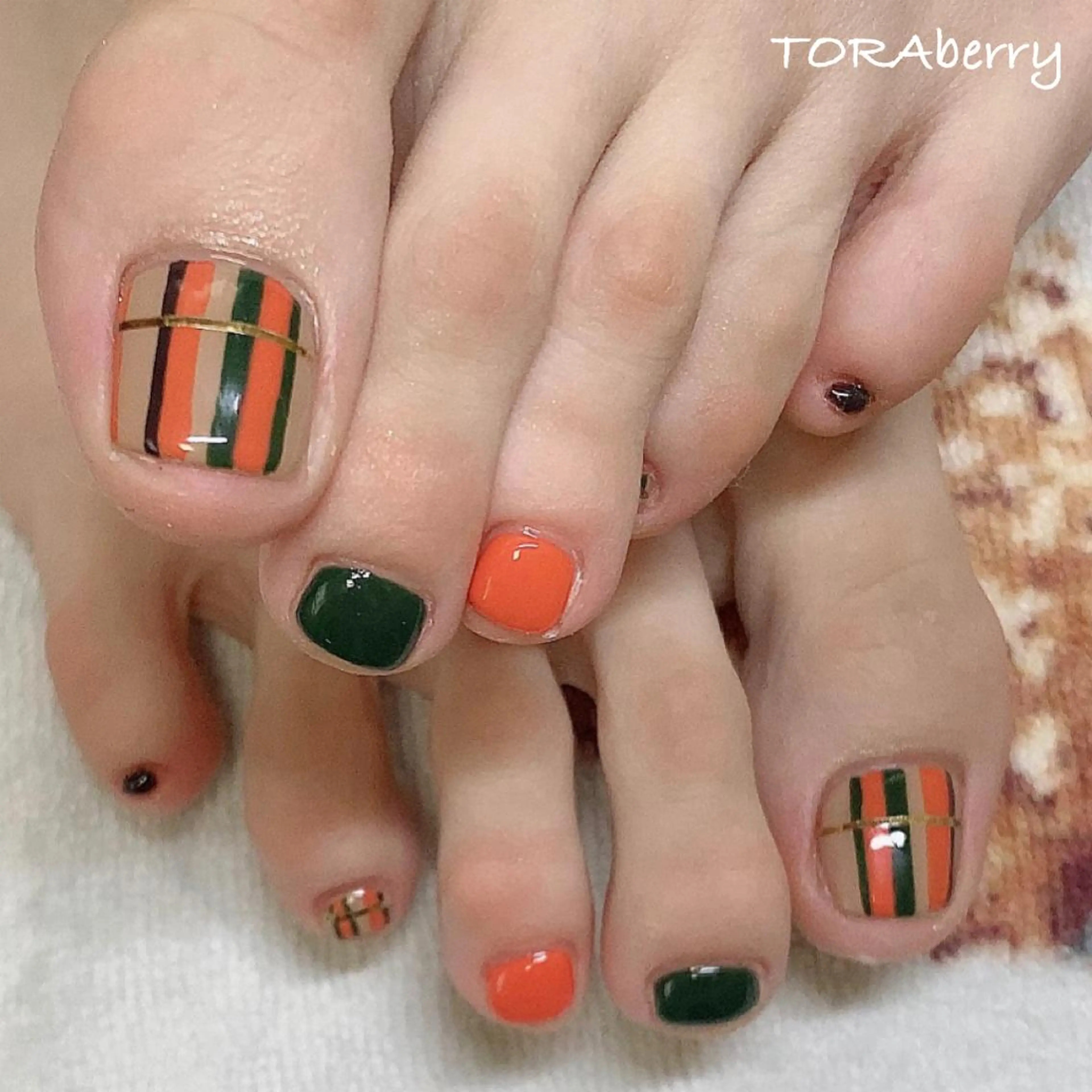 ネイル フットネイル ネイリスト なつみのネイルデザイン