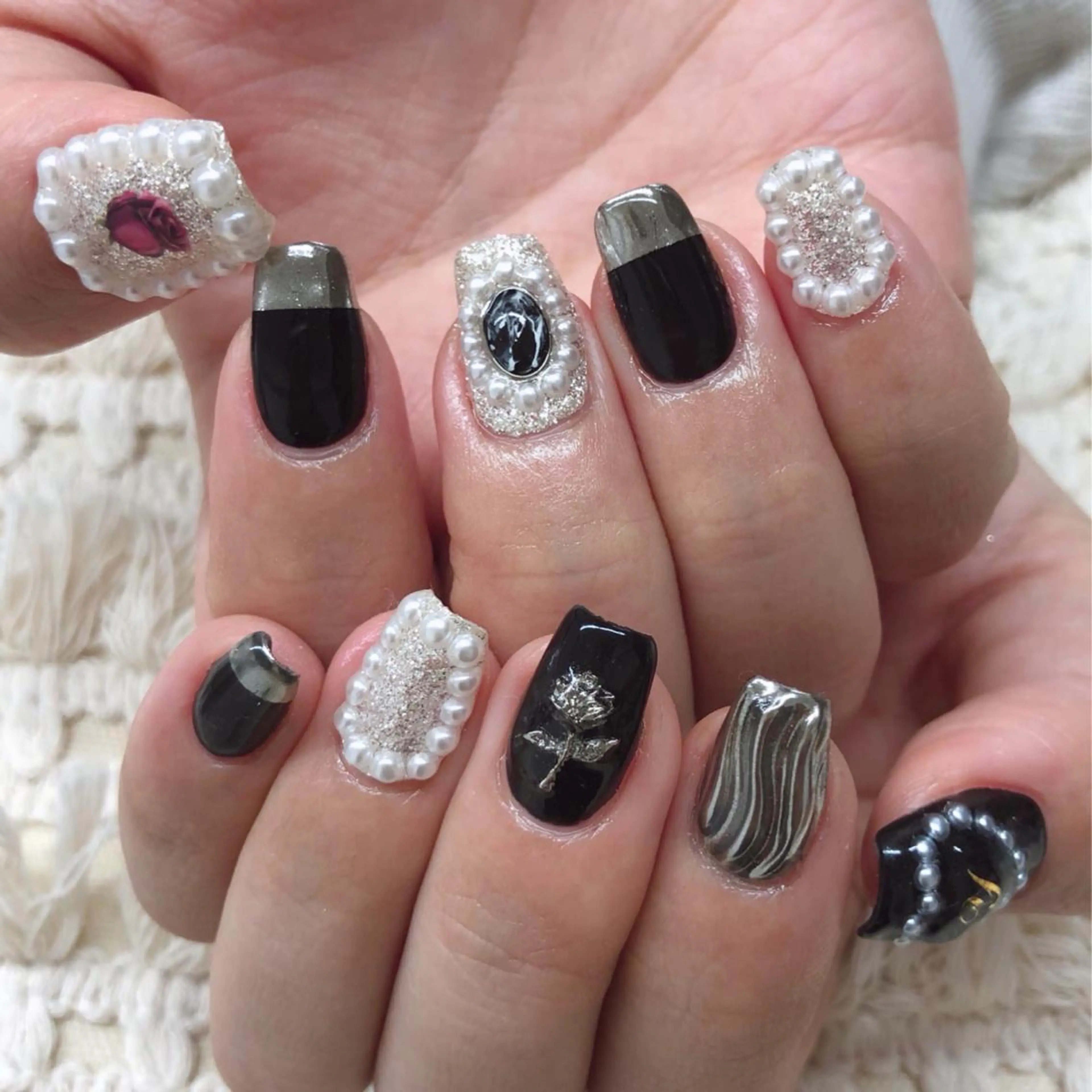 ネイル シルバー ハンドネイル MAYME所属・MAYME TAMAKIのネイルデザイン