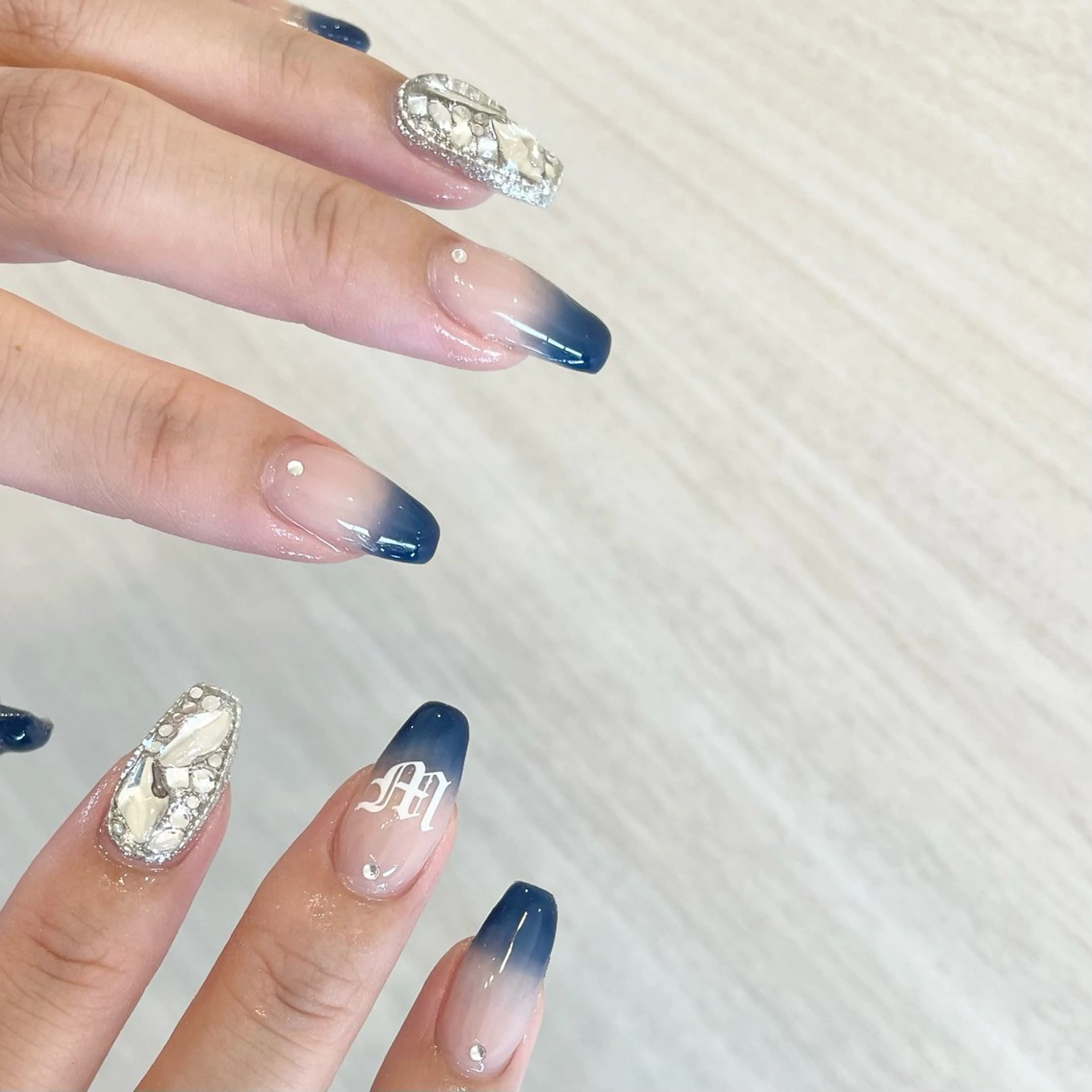 ネイル Nail Salon Gummi.のネイルデザイン