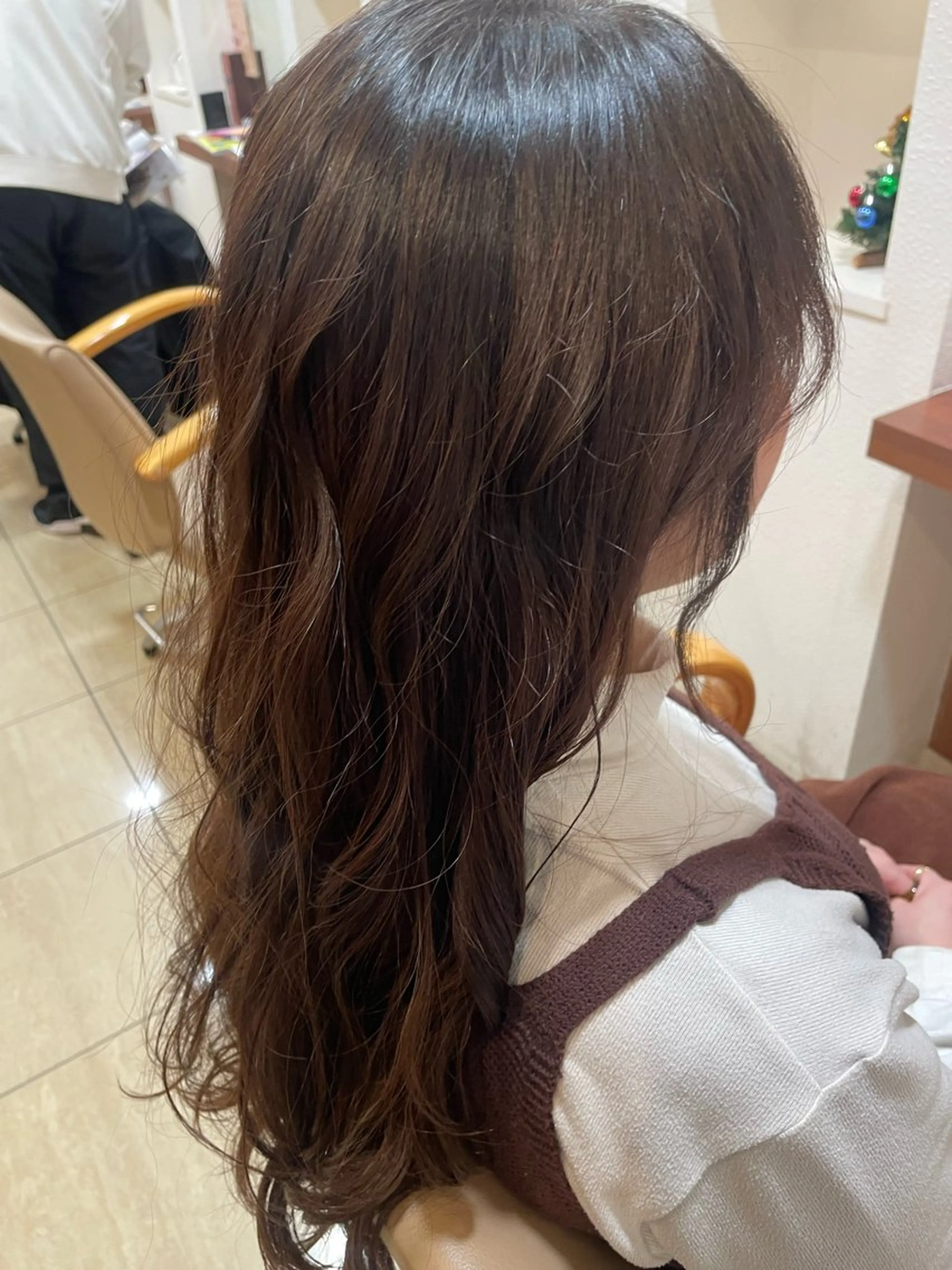 ロング アライ ユウリのヘアスタイル