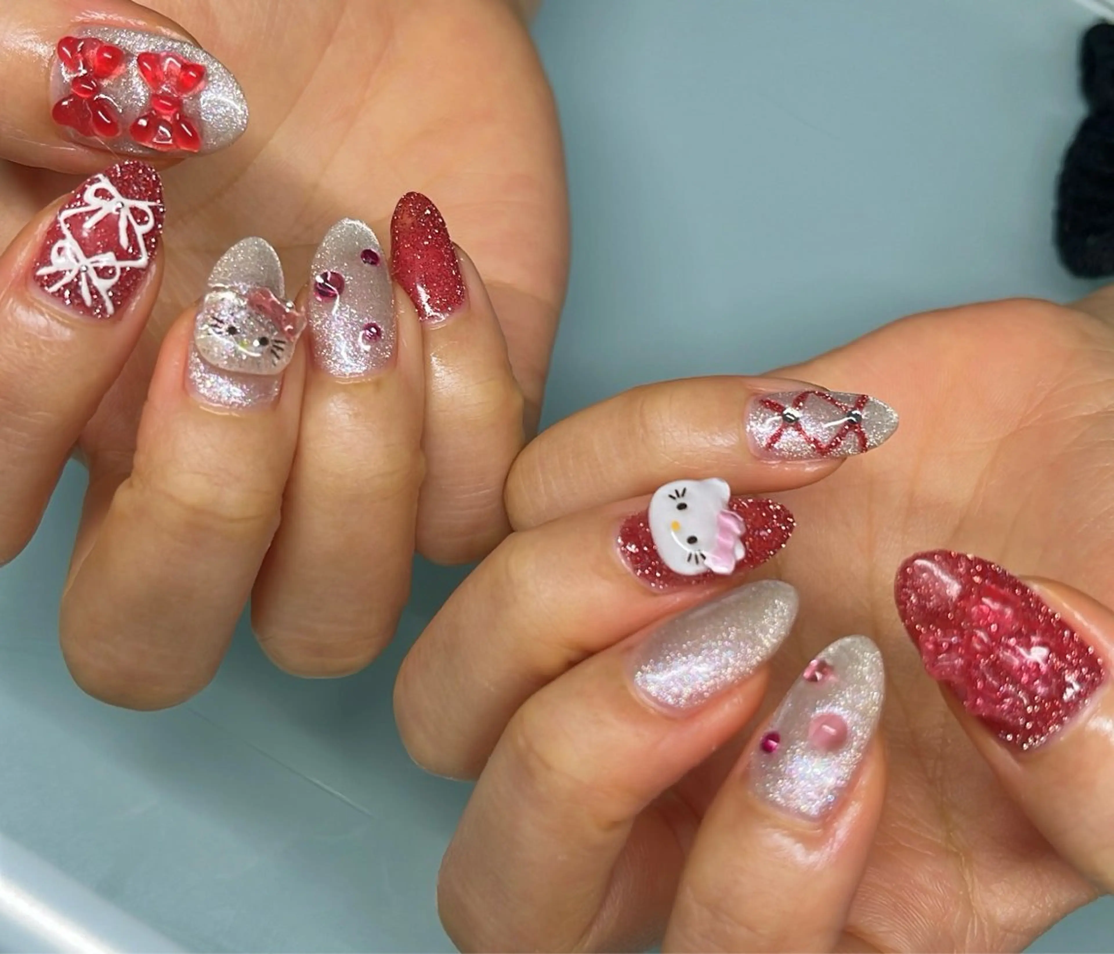 ネイル フラッシュネイル 赤色 シルバー NailByua 武蔵新城徒歩4分のネイルデザイン