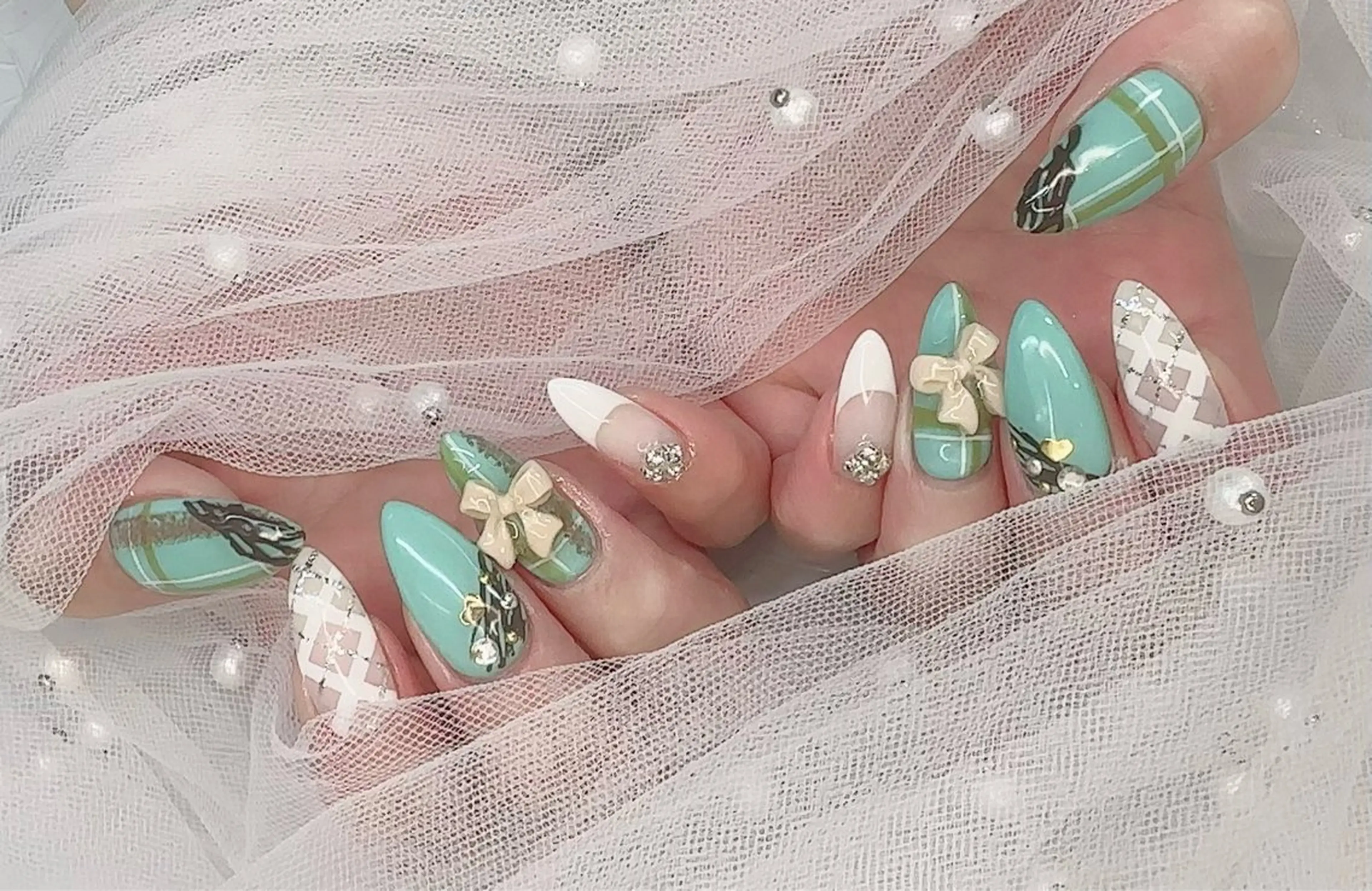 ネイル R salonのネイルデザイン