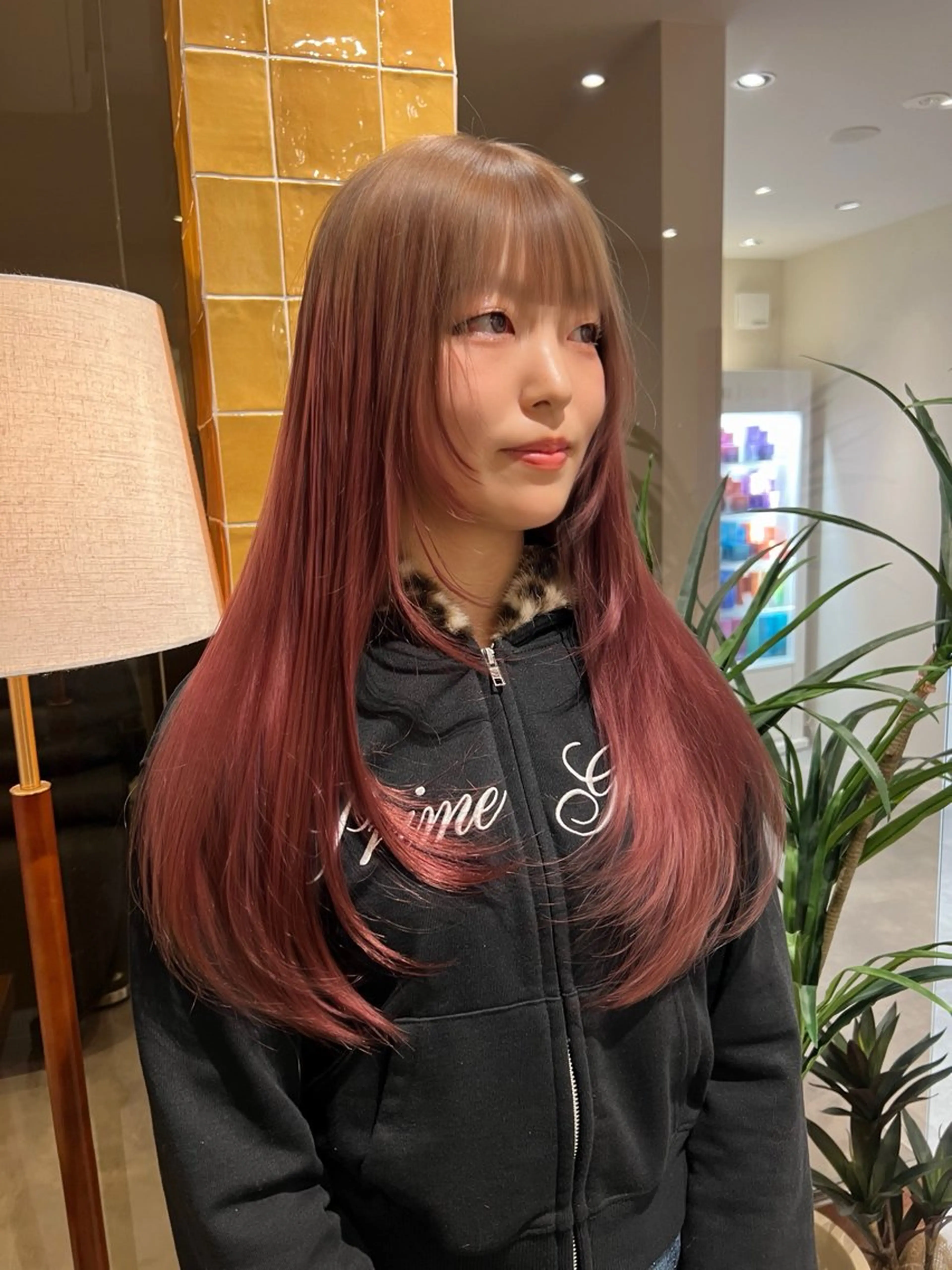 ロング カラー ヘアカラー トリートメント レイヤー/ 透明感SHIMAのヘアスタイル