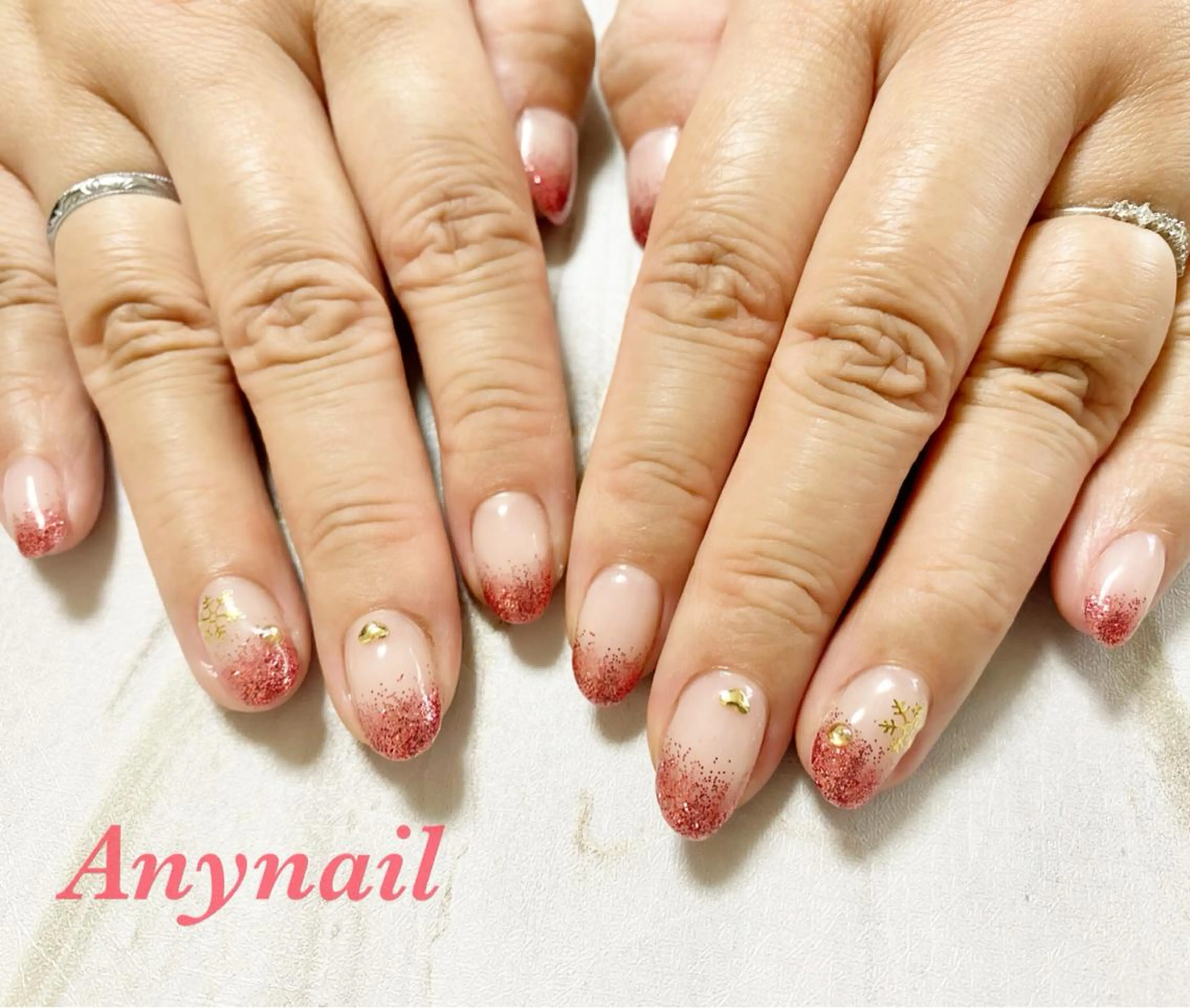 ネイル ブルー ジェルネイル グラデーション ラメ(グリッター) ラメグラデーション 岩澤 恵子のネイルデザイン