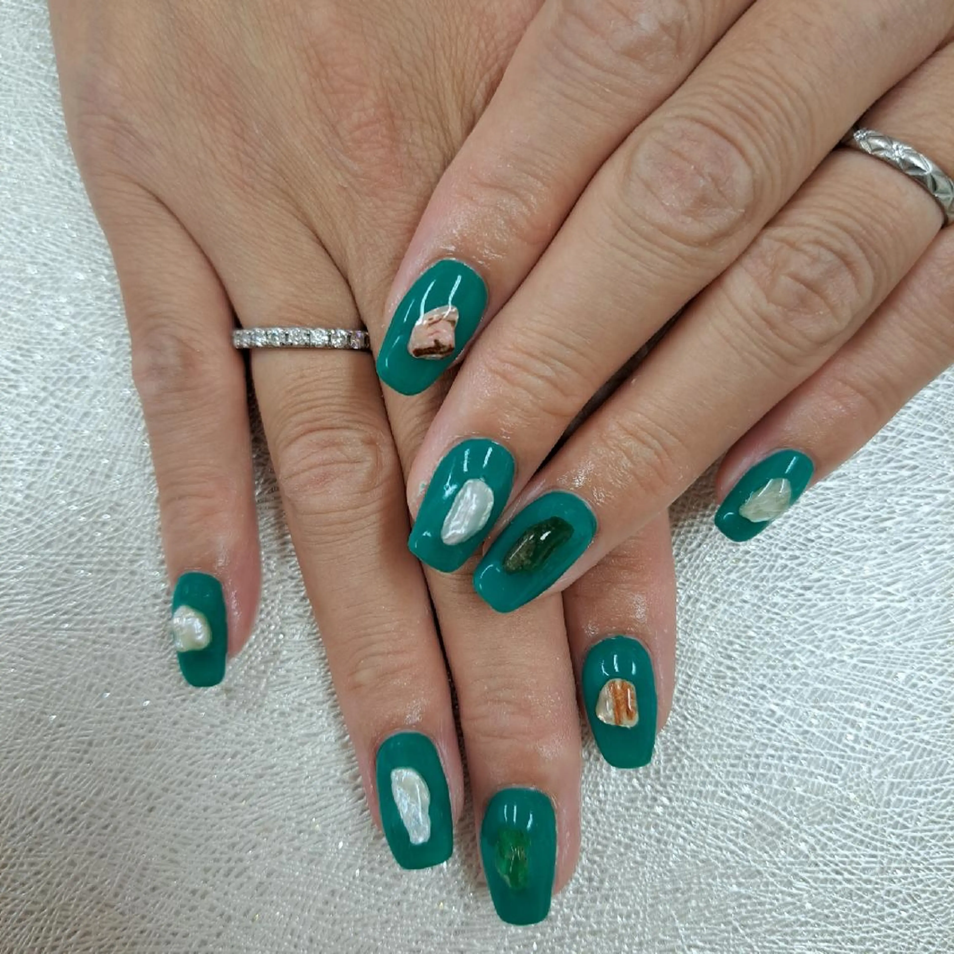 ネイル アートネイル ジェルネイル 持ち込み ニュアンスネイル パラジェル 河野ちえ (雑誌掲載サロン)のネイルデザイン