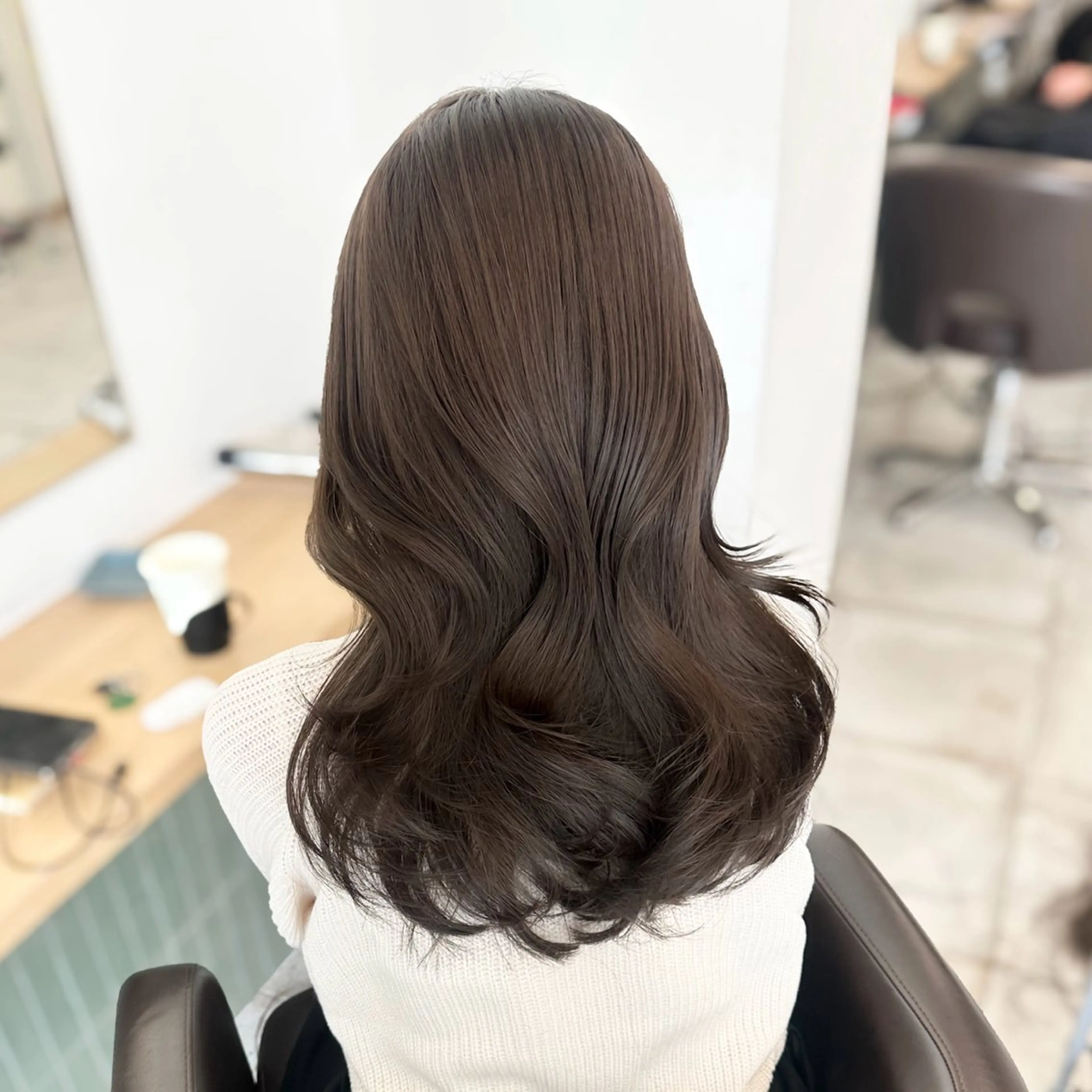 セミロング カラー カット ヘアカラー トリートメント ブリーチなし/レイヤ ー特化🌈Tommyのヘアスタイル