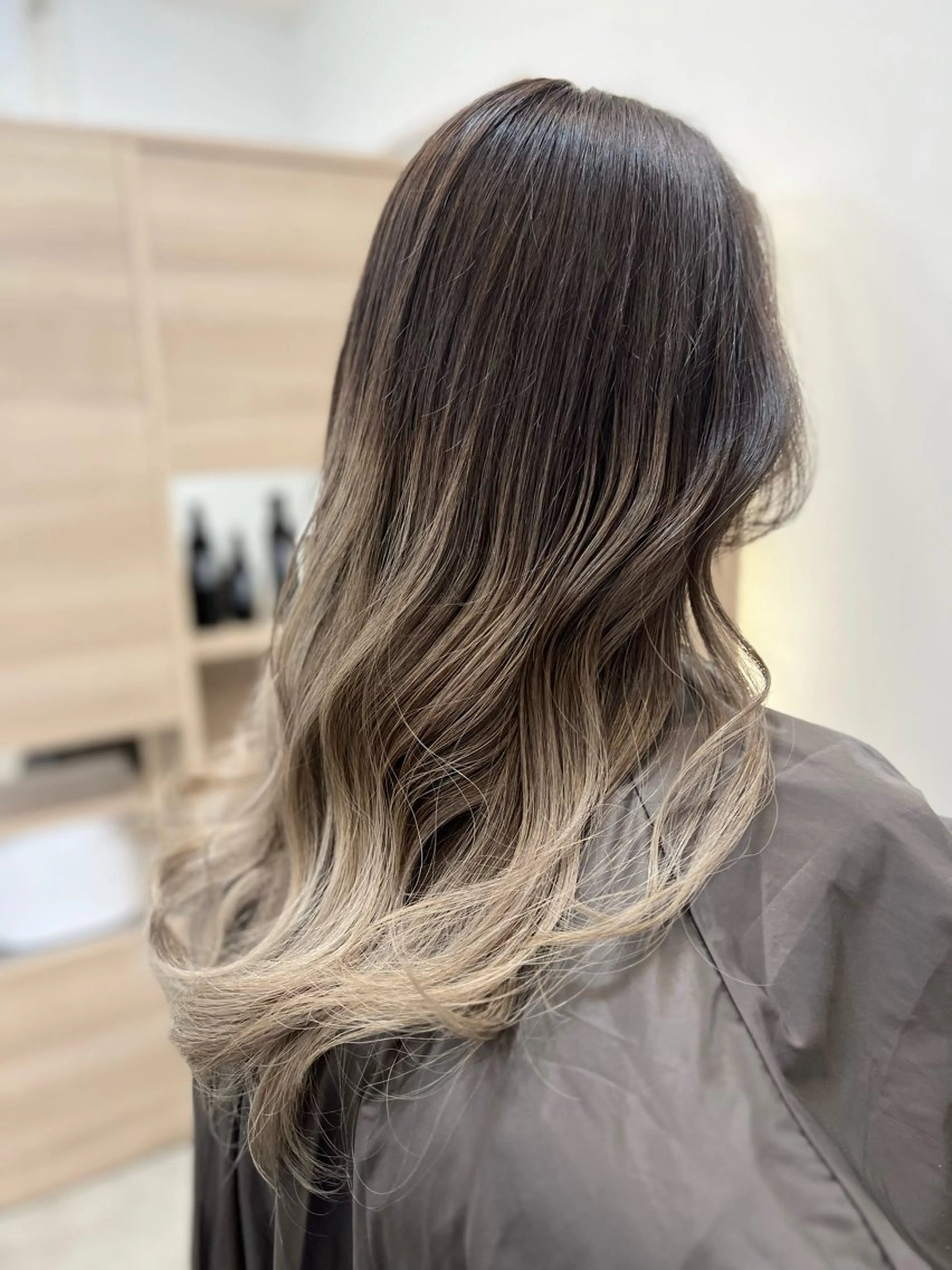 ロング カラー noa.所属・noa. 高橋タツヤのヘアスタイル