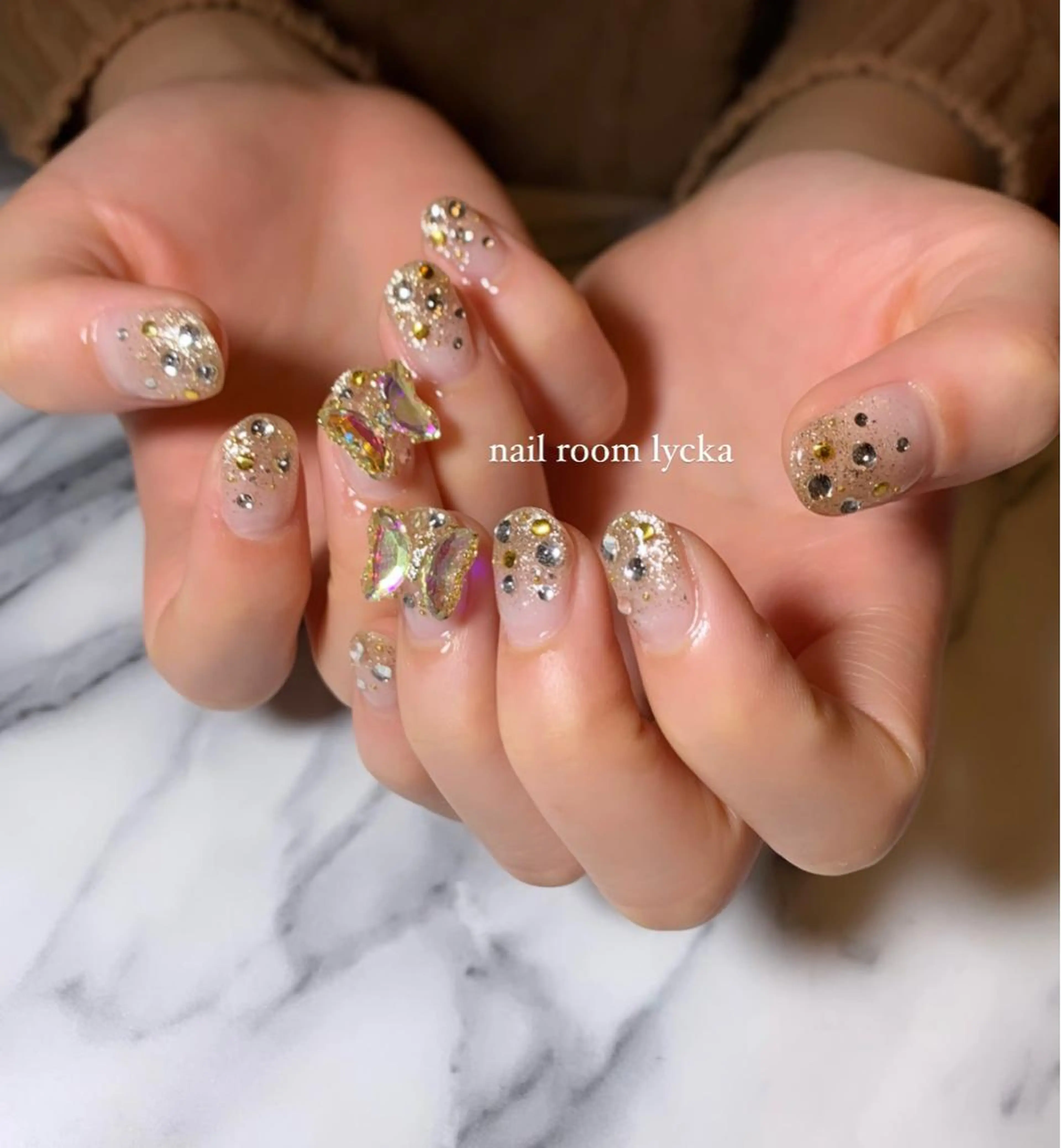 ネイル ﾈｲﾙﾙｰﾑﾘｯｶ 𝐦𝐚𝐲𝐮のネイルデザイン