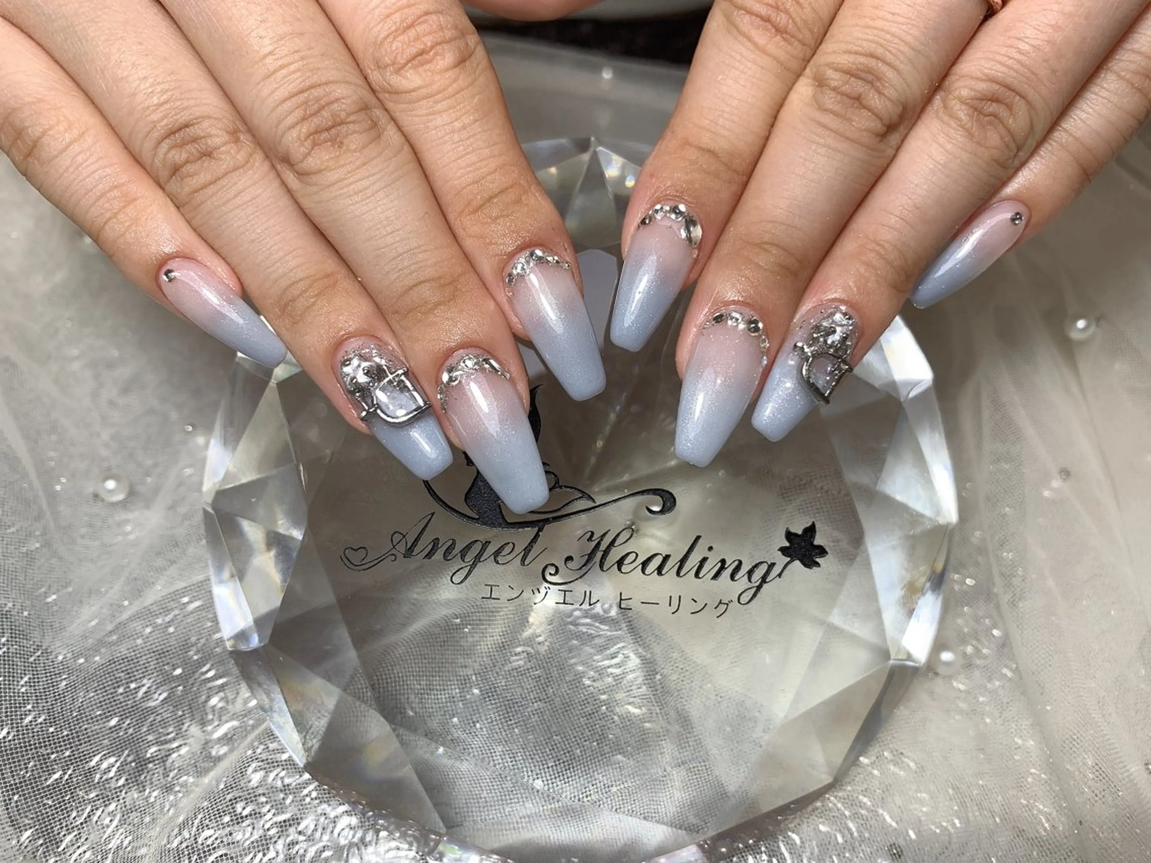 ネイル エンジェル ヒーリング 矢場町店のネイルデザイン