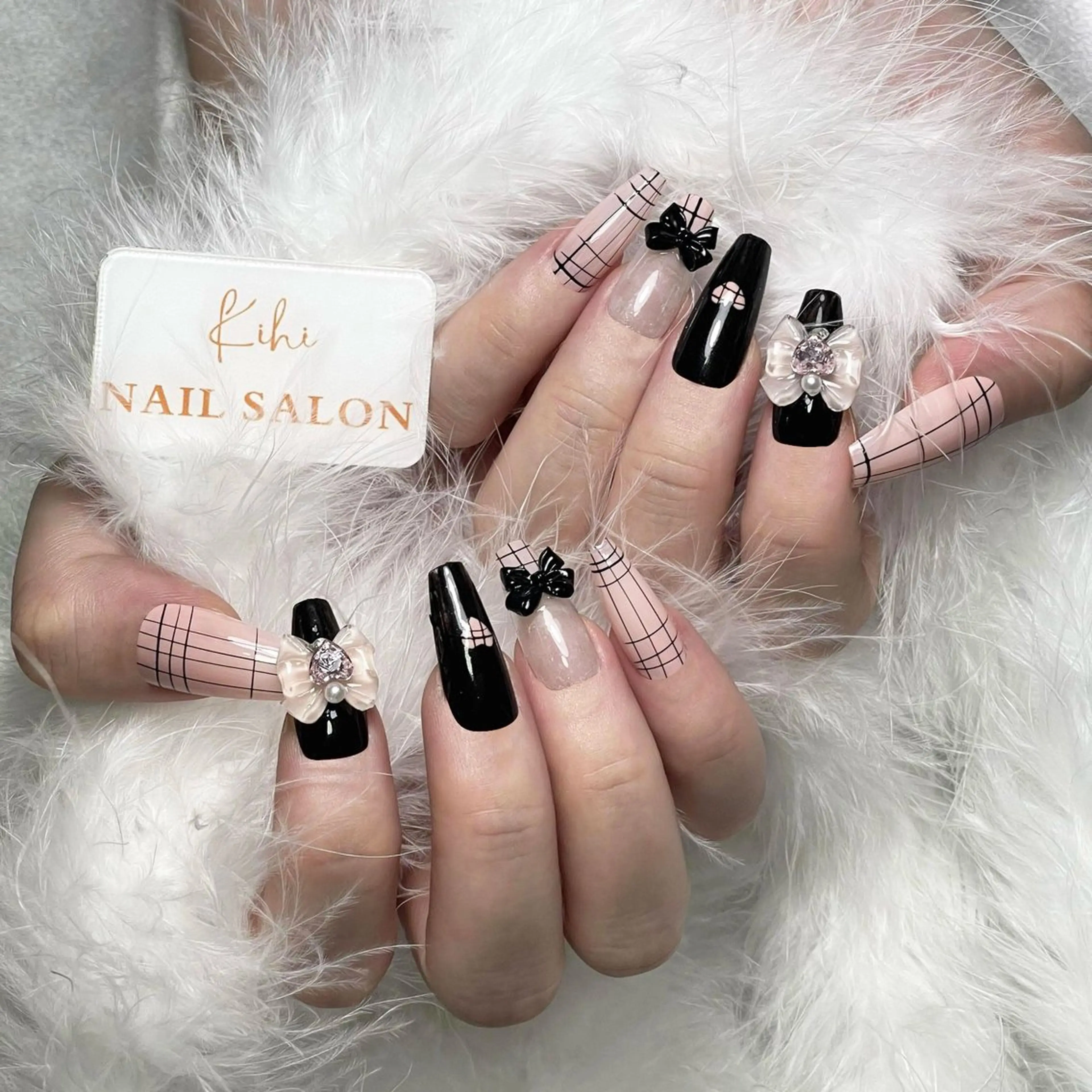 ネイル アートネイル フレンチネイル ジェルネイル グラデーション 韓国ネイル ハンドネイル 💕鈴木ユリ パラジェル/オフ無料のネイルデザイン