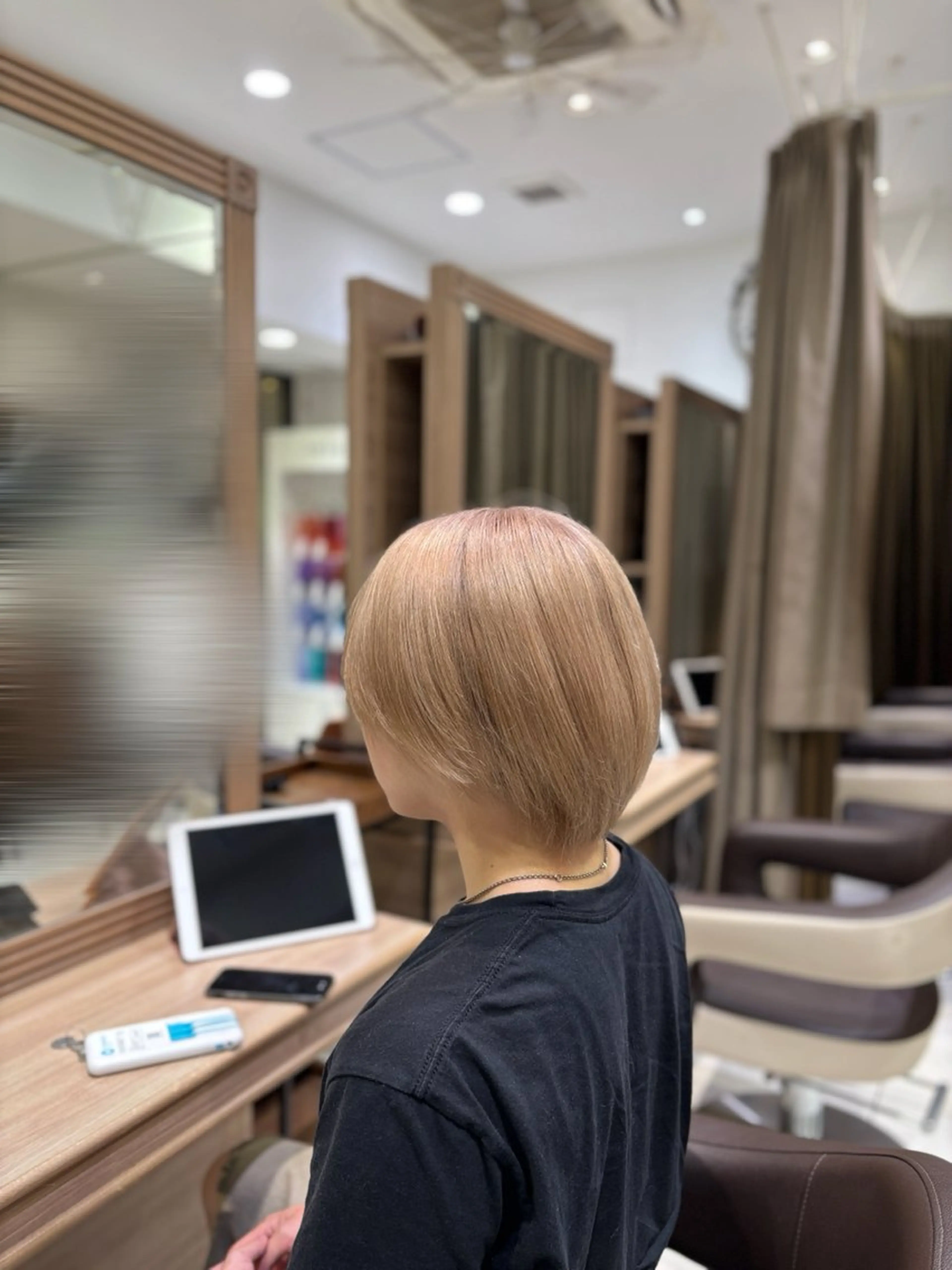 カラー メンズ ベージュカラー miyu♡🎀 ブリーチカラー🩰♡のヘアスタイル