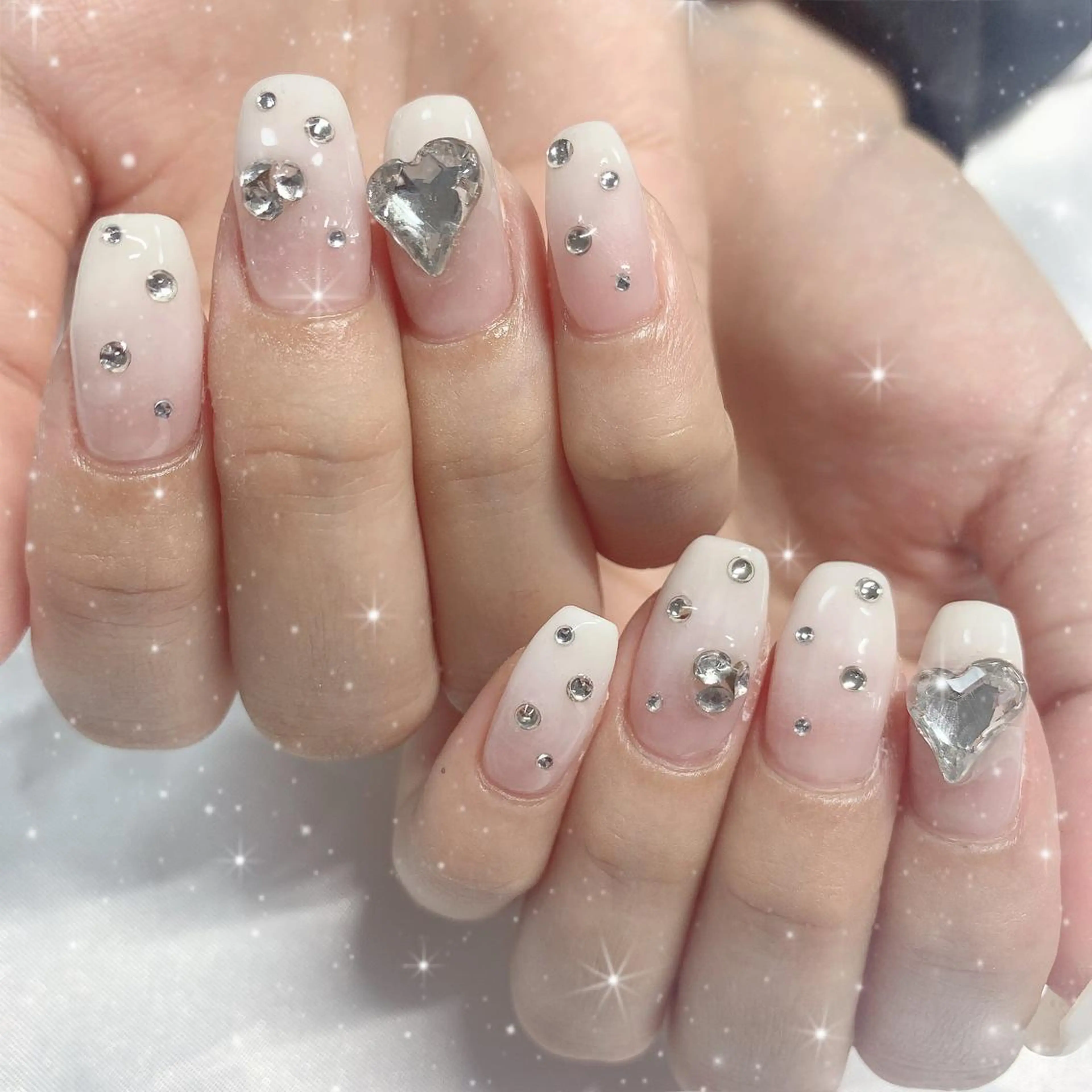 ネイル ハンドネイル フットネイル Best Nail NANA🤍のネイルデザイン