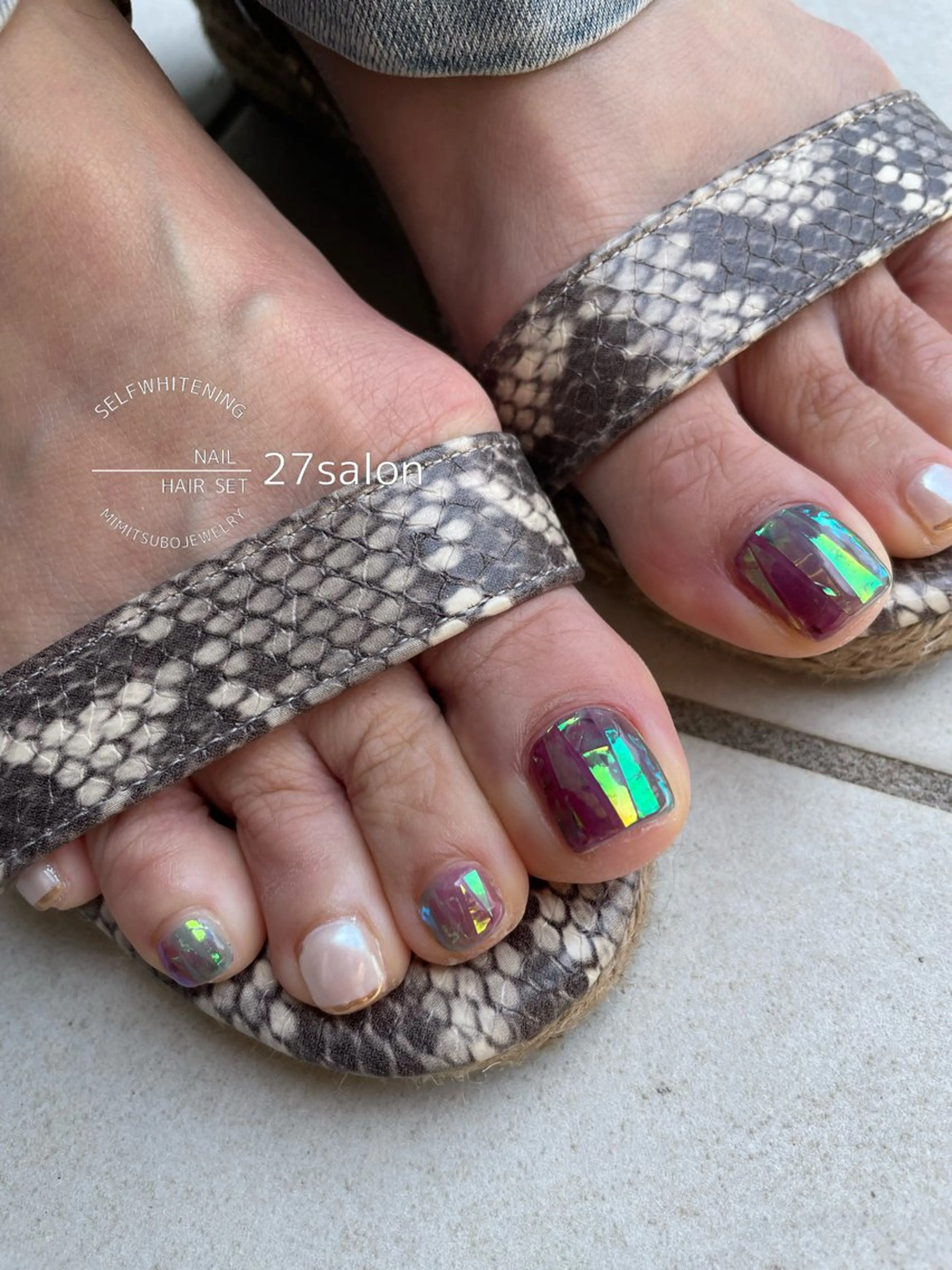 ネイル オーロラネイル フットネイル フットネイル 27salon yuinaのネイルデザイン