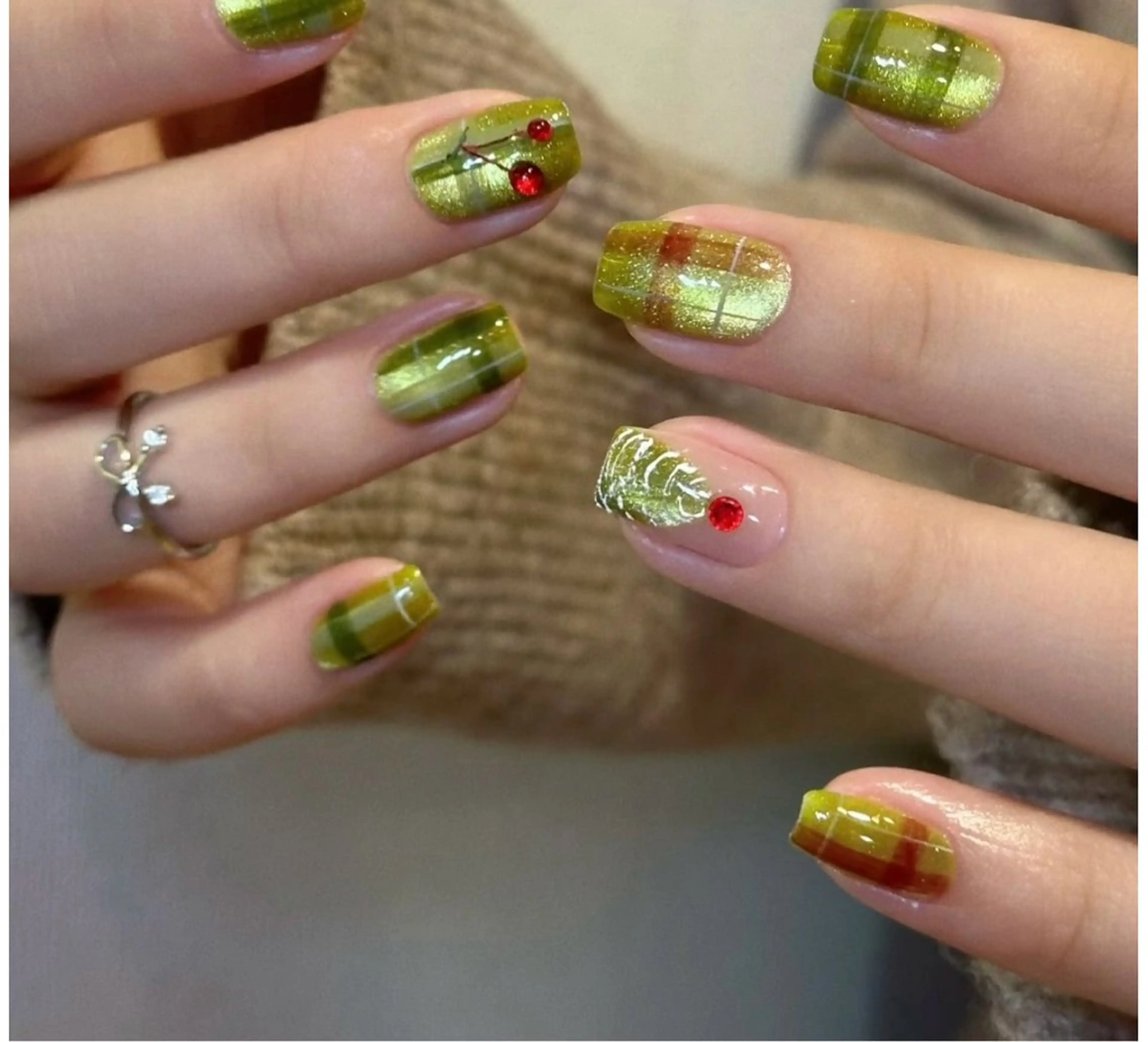 ネイル 冬ネイル クリスマス 🎀🎀YooLi Nail Salonのネイルデザイン