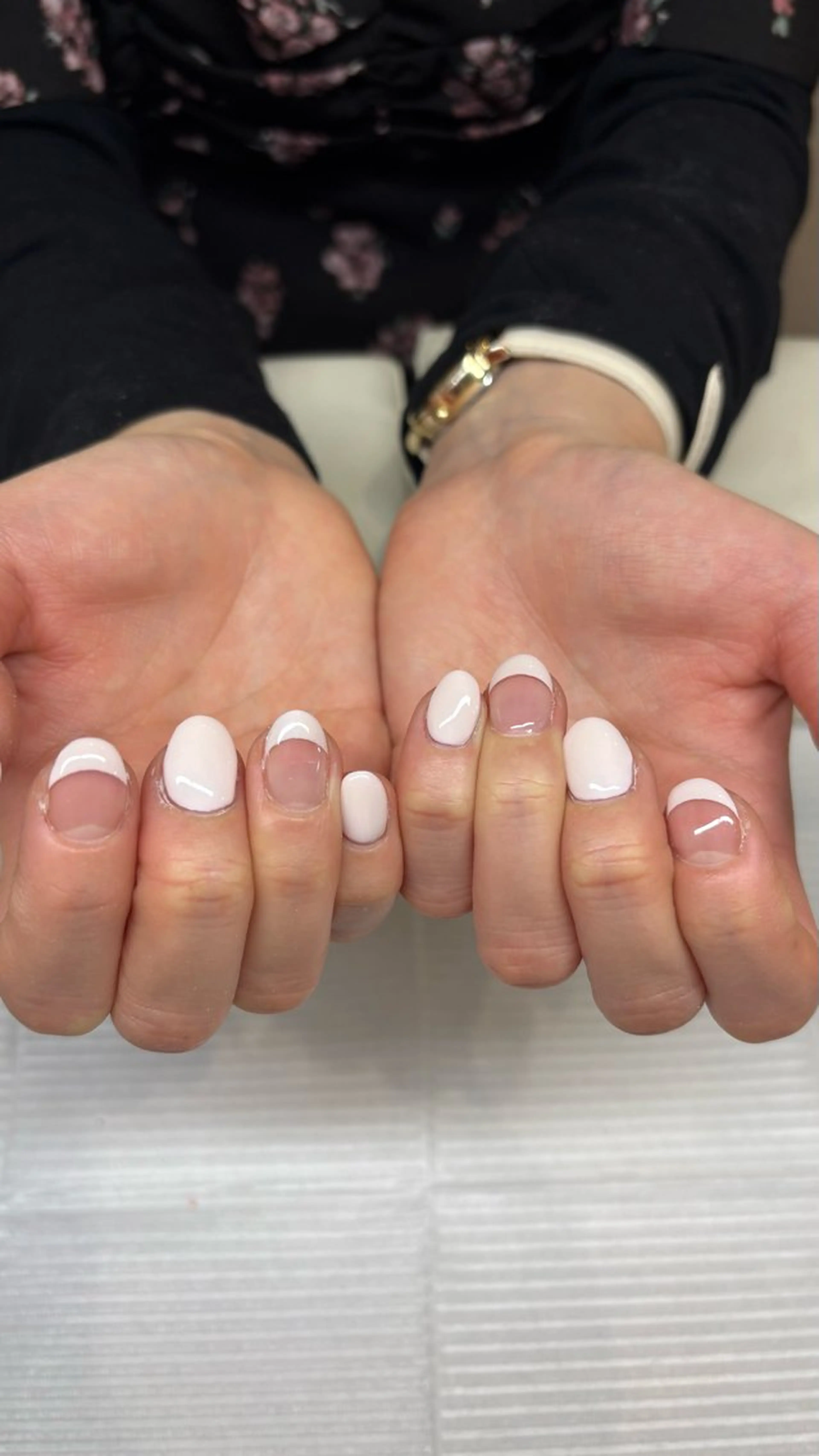 ネイル しおん⭐︎立川 sofaネイリストのネイルデザイン