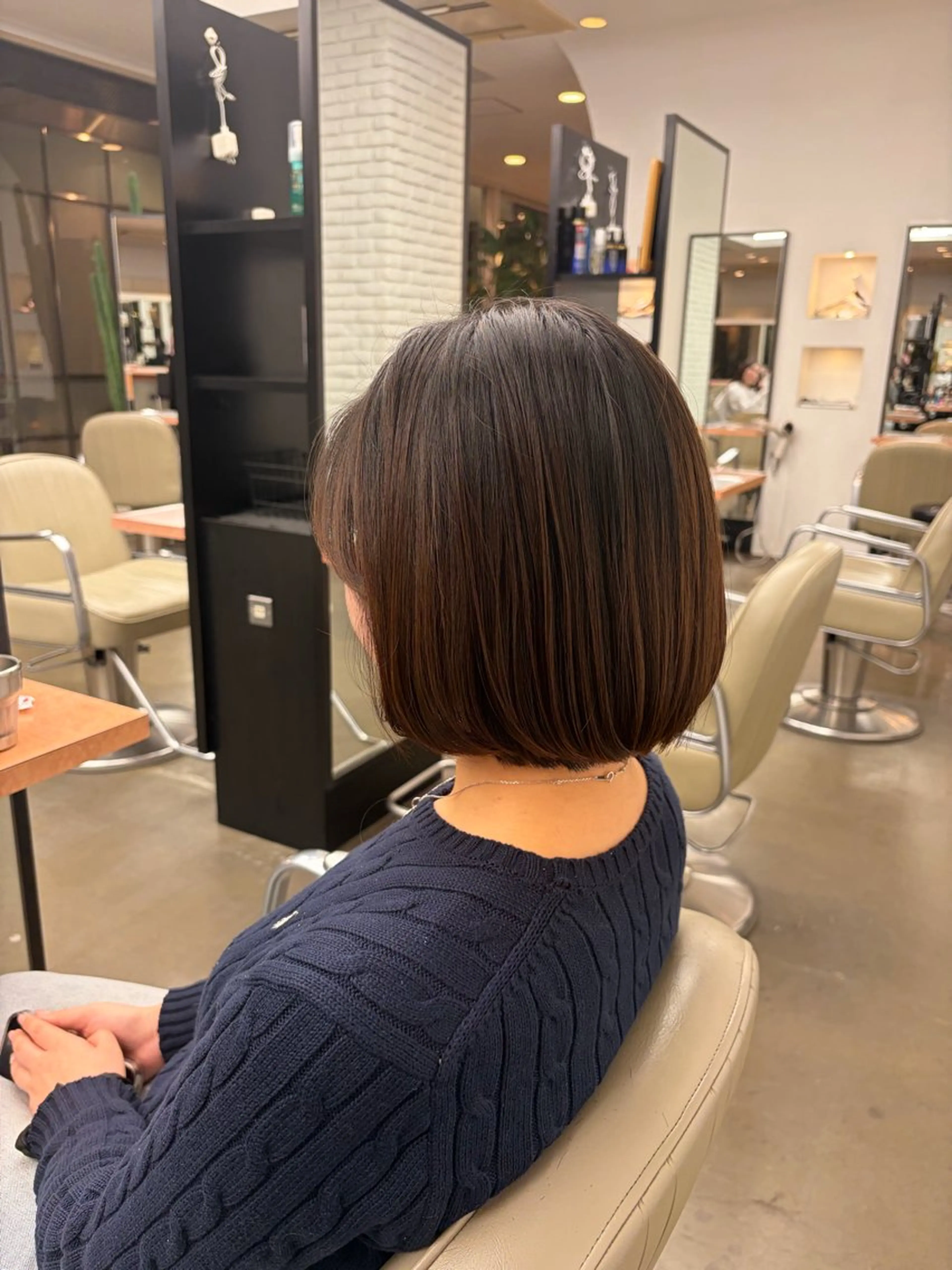 ショート ボブ DIFINOaoyama所属・🎧ayaka/ボブ /透明感カラー🩵のヘアスタイル