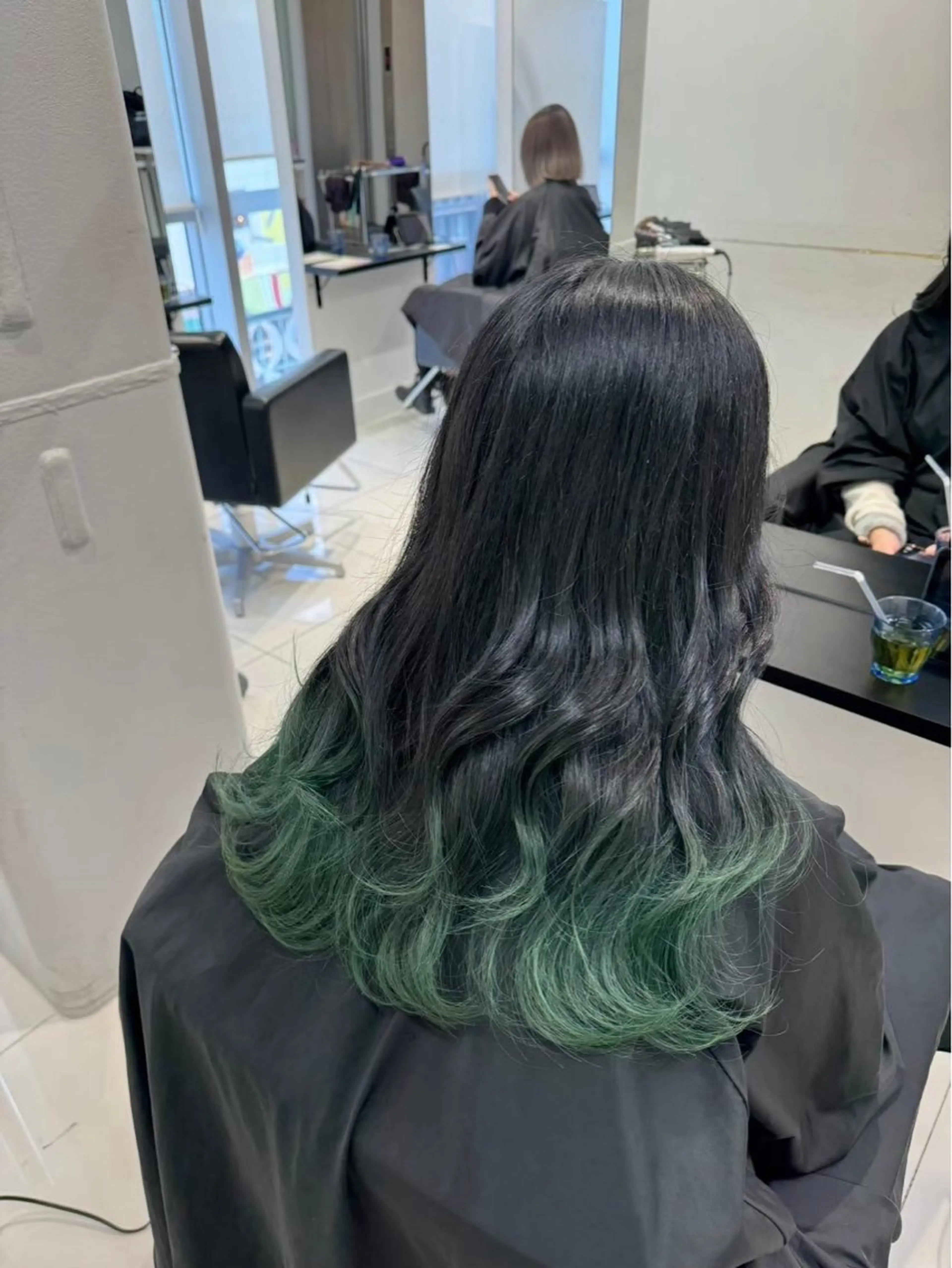 ロング カラー バレイヤージュ ブリーチ ケアブリーチ ダブルカラー ハイライトカラー Rikuto/原宿 /グラデーションのヘアスタイル