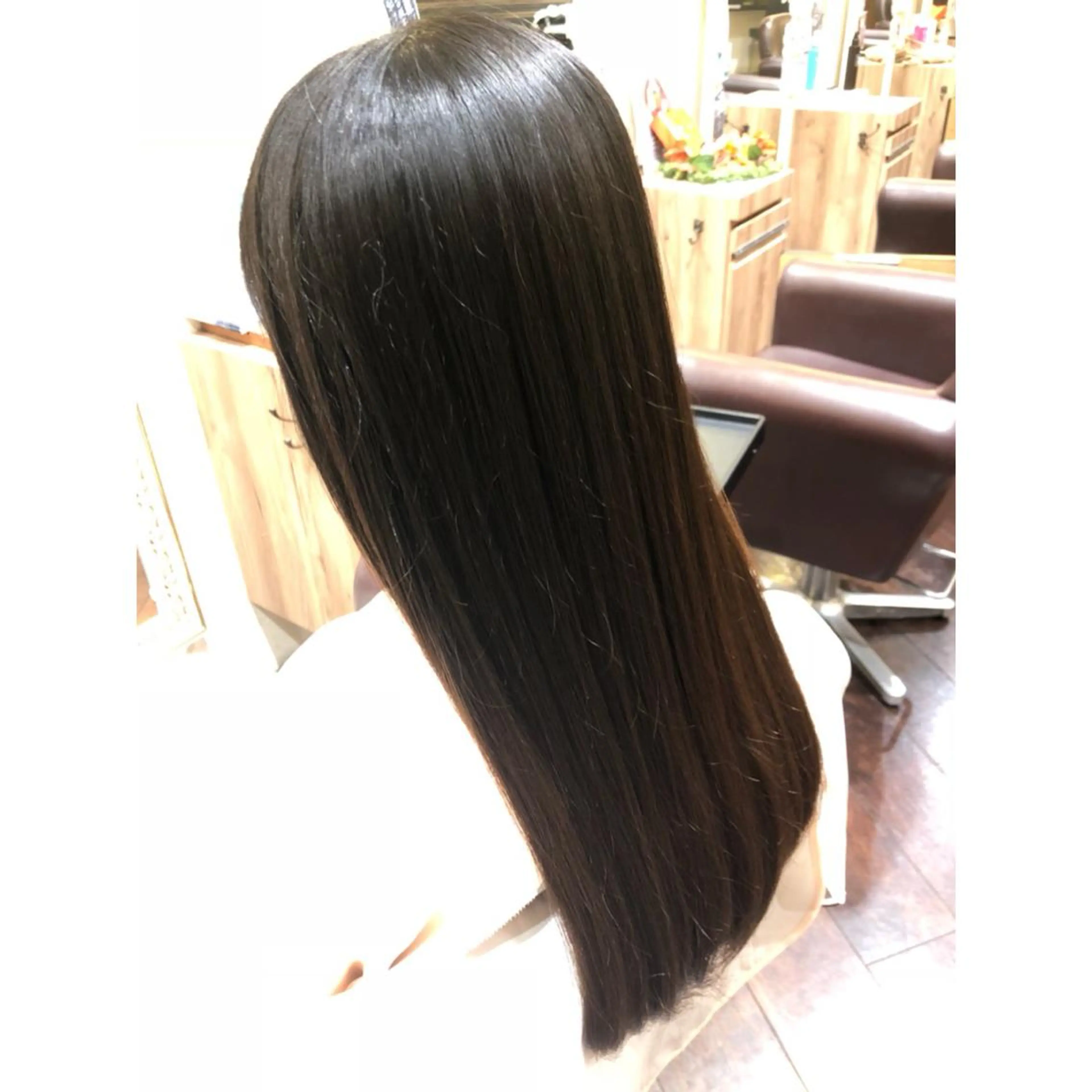 ロング カラー スパイラル波巻き パーマ井本汰壱のヘアスタイル