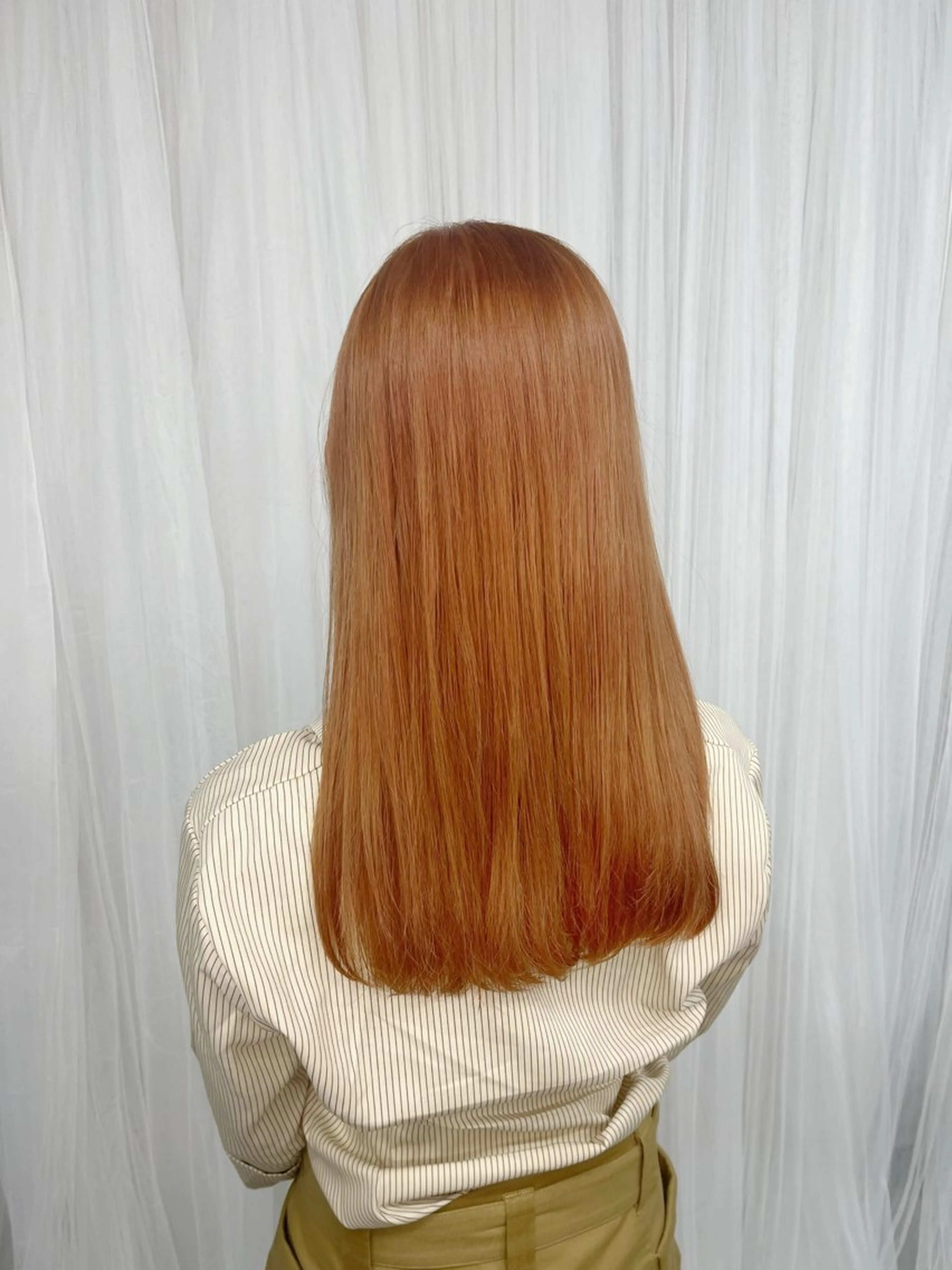 ロング カラー ベージュカラー オレンジ オレンジベージュ ヘアカラー 伊藤 由妃乃のヘアスタイル