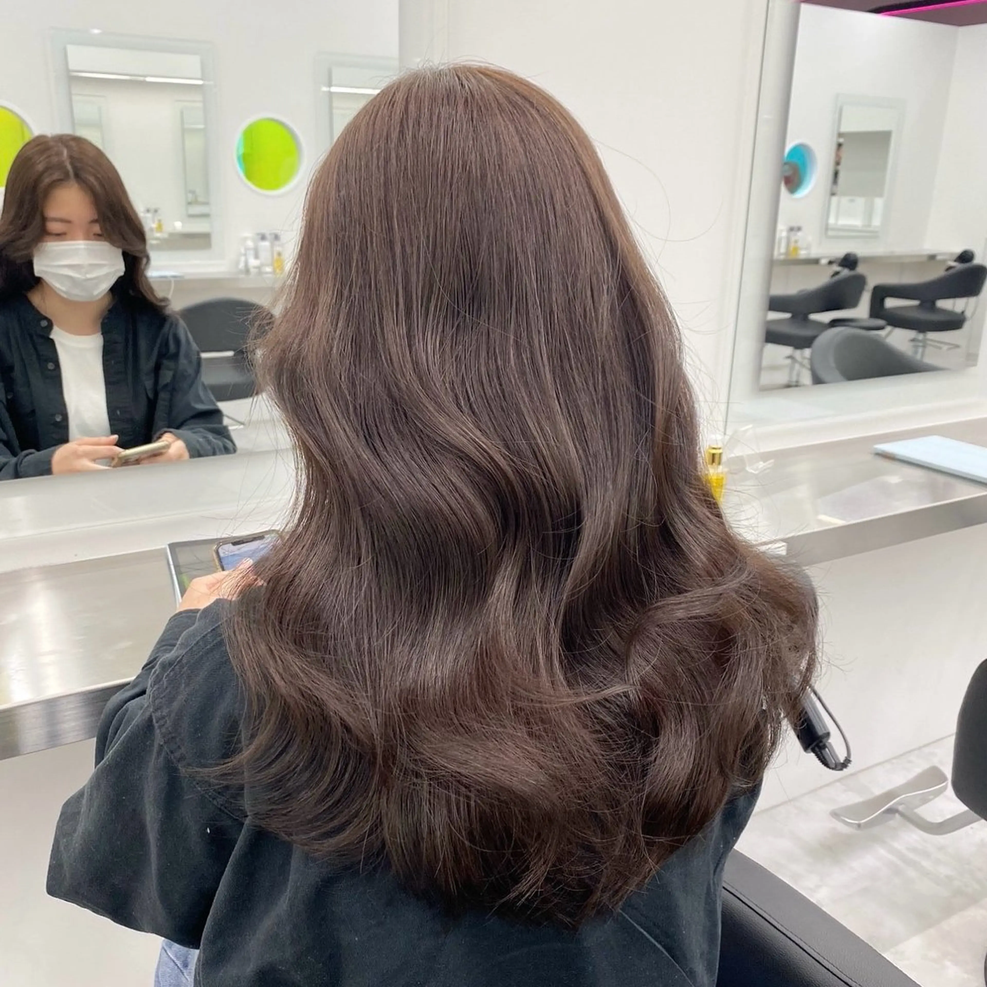 ミディアム ブラウンベージュ🤎 ブリーチなし🤎のヘアスタイル