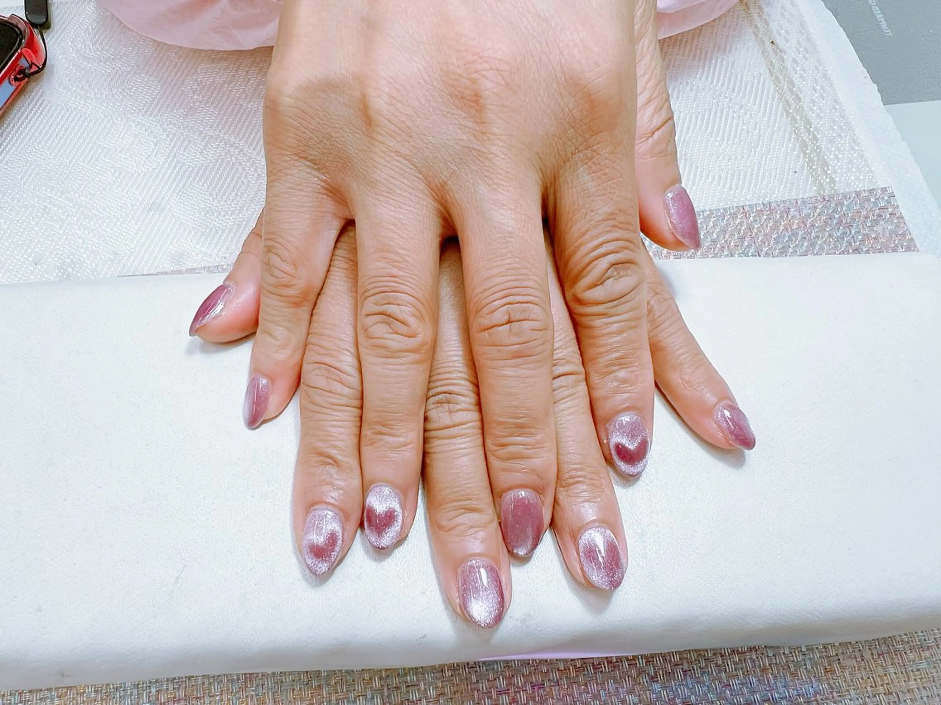 ミディアム ハンドネイル 宮崎 もものネイルデザイン