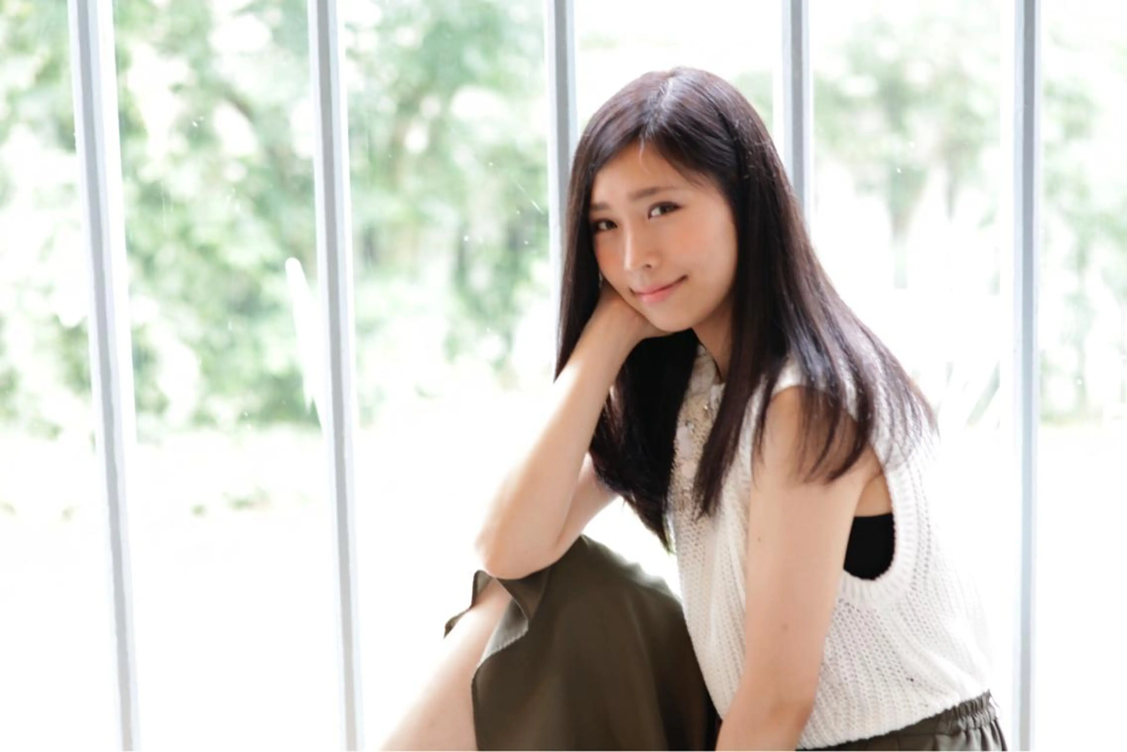 セミロング 奥野 紗弓のヘアスタイル