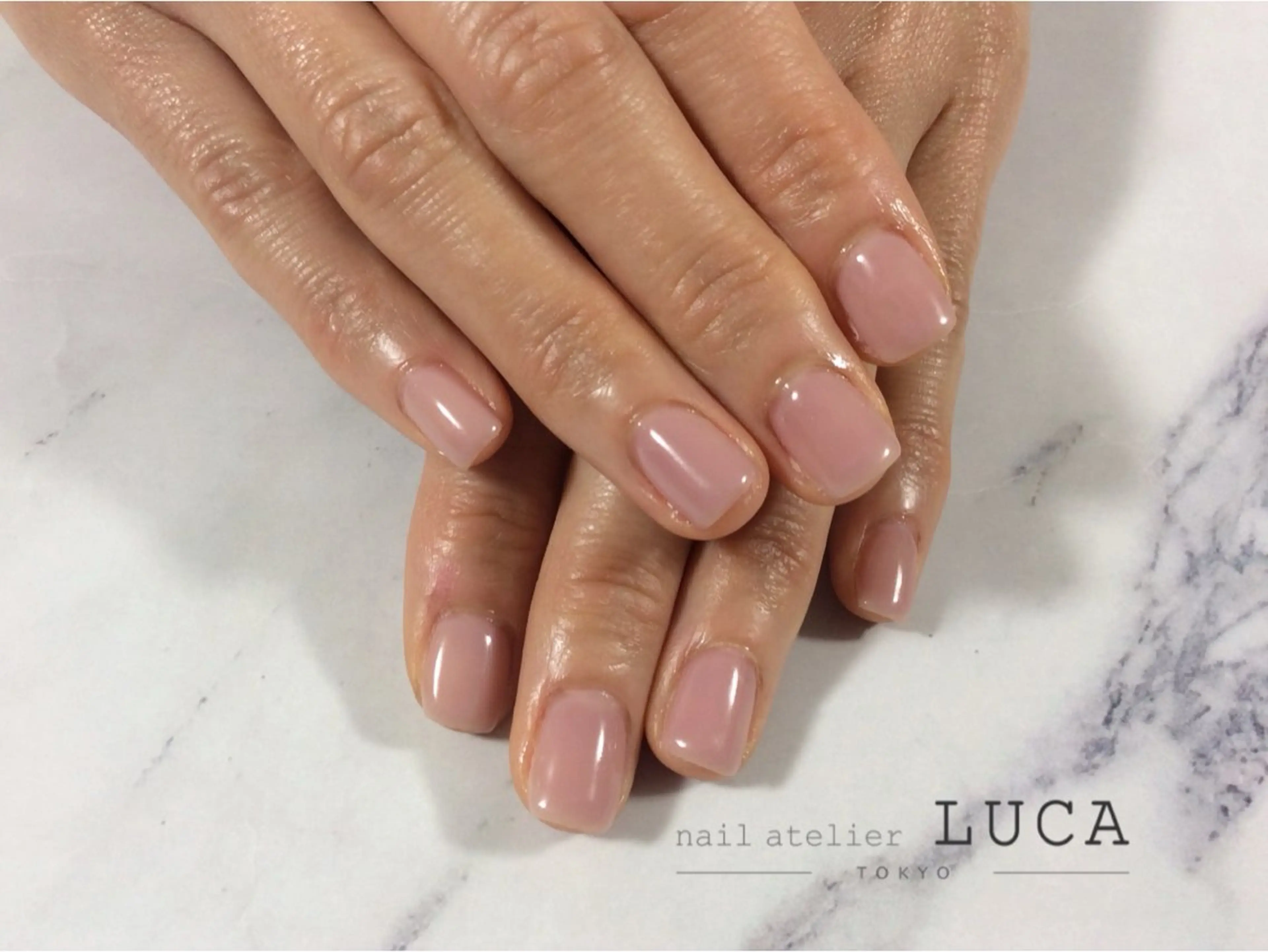 ネイル ワンカラーネイル ピンク ピンクベージュ ネイルアトリエルカ 米原のネイルデザイン