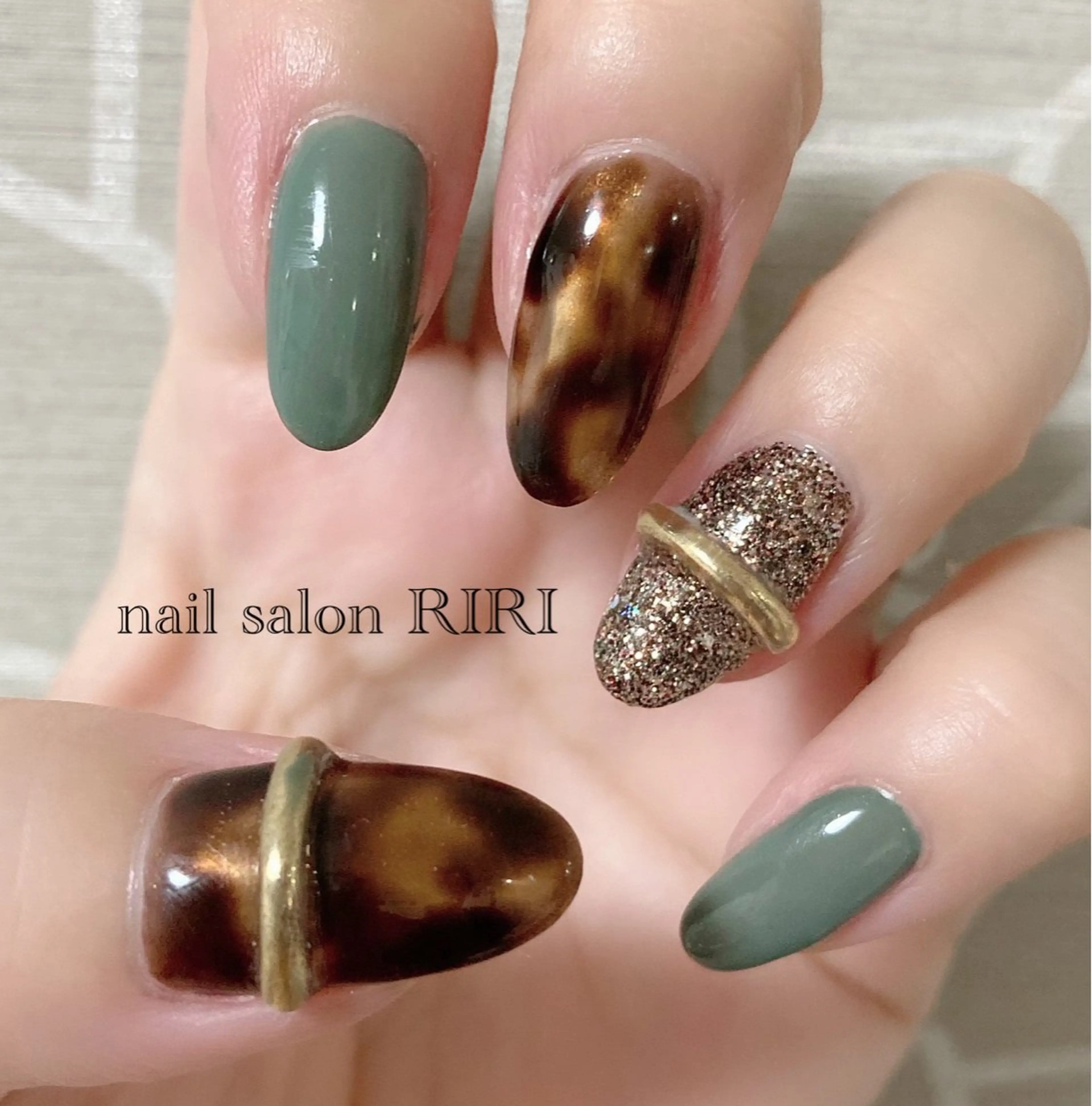 ネイル べっ甲ネイル private  nail  salon RIRI所属・RIRI リリのネイルデザイン