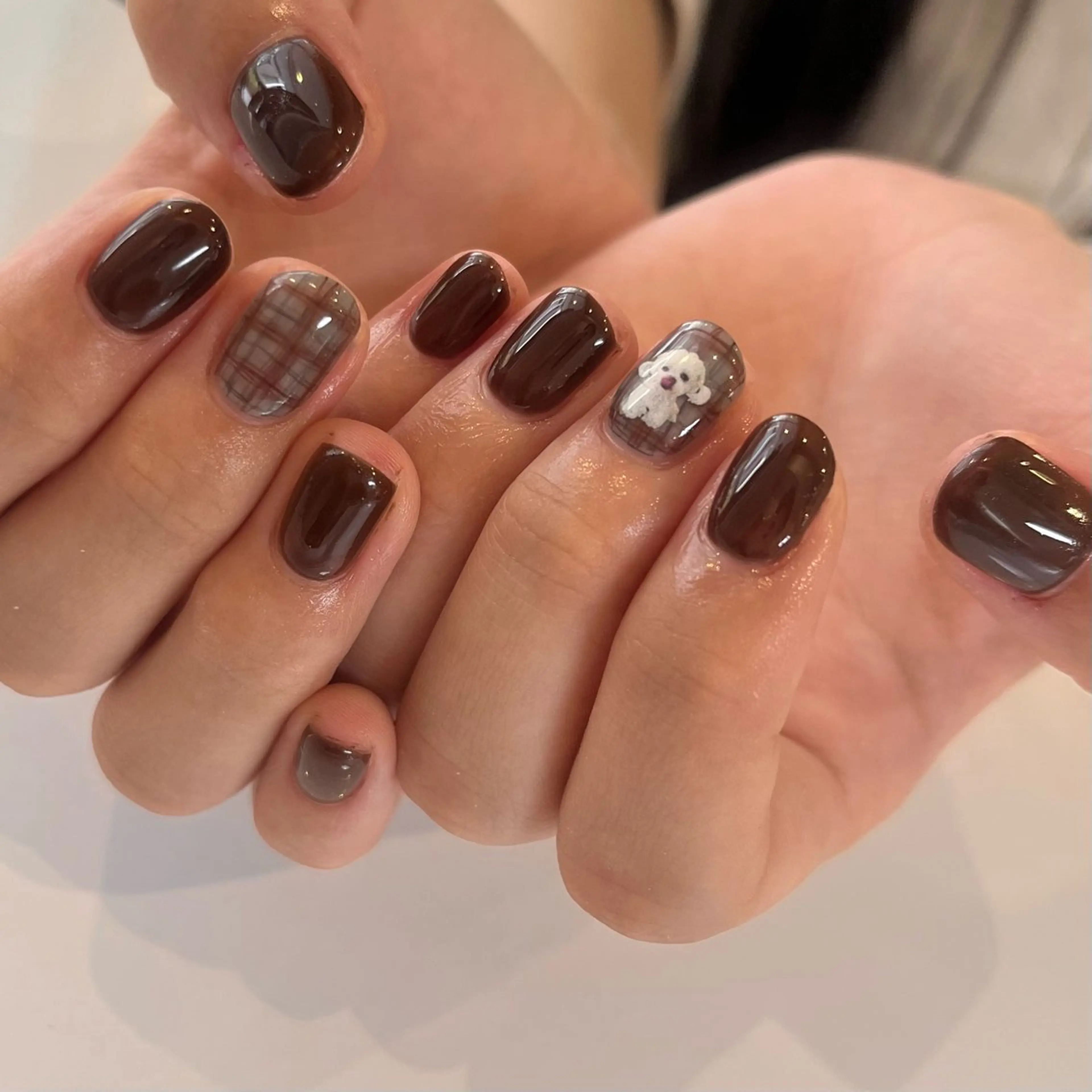 ネイル アートネイル ブラウン ワンカラーネイル ハンドネイル ballie／小野原 なつみのネイルデザイン