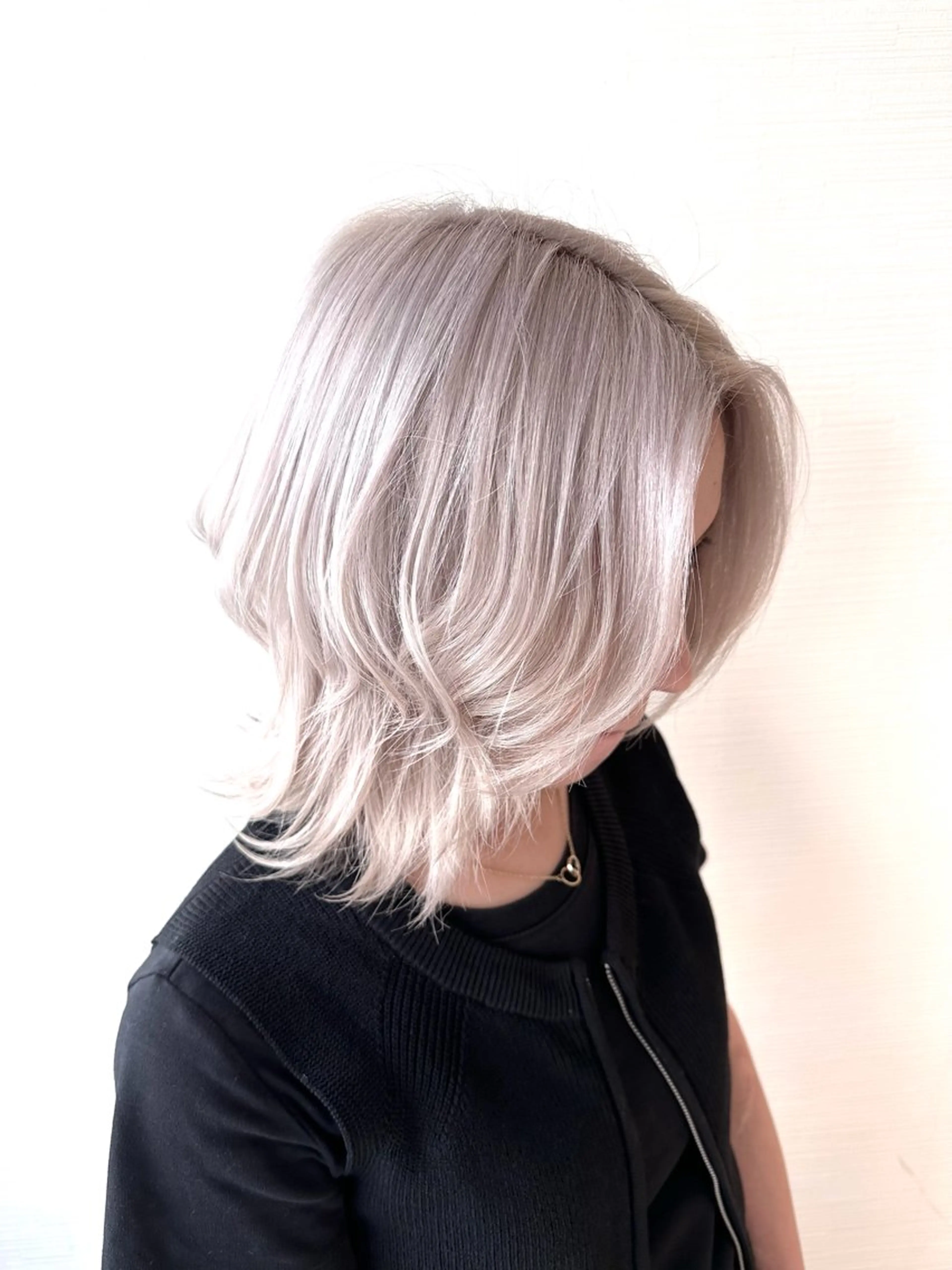 🕊️トリプルカラー、トリートメントコース🕊️2ブリーチ＋カラー＋oggiotto12step ✨の写真