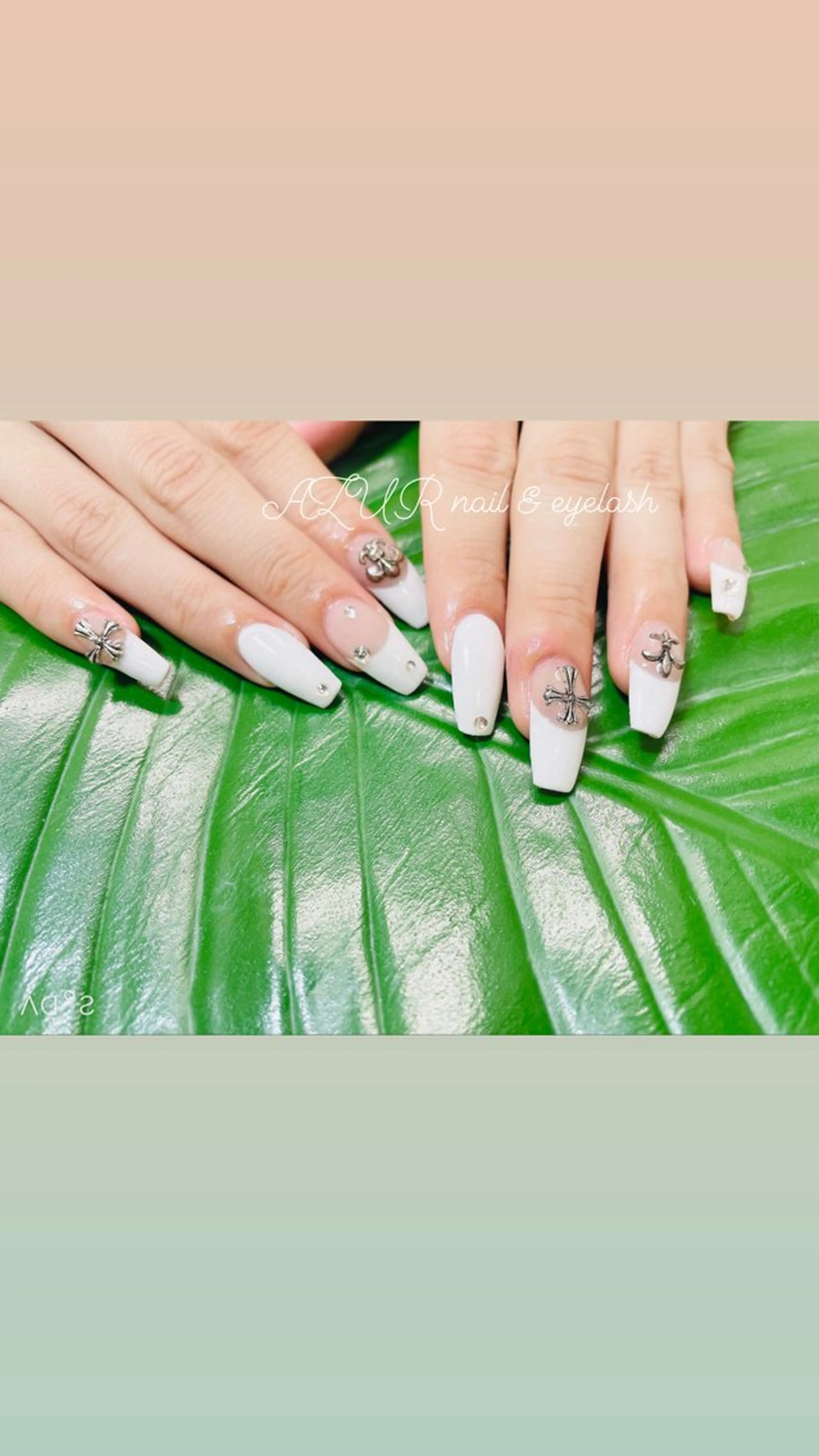 ネイル AZUR N&eyelashのネイルデザイン