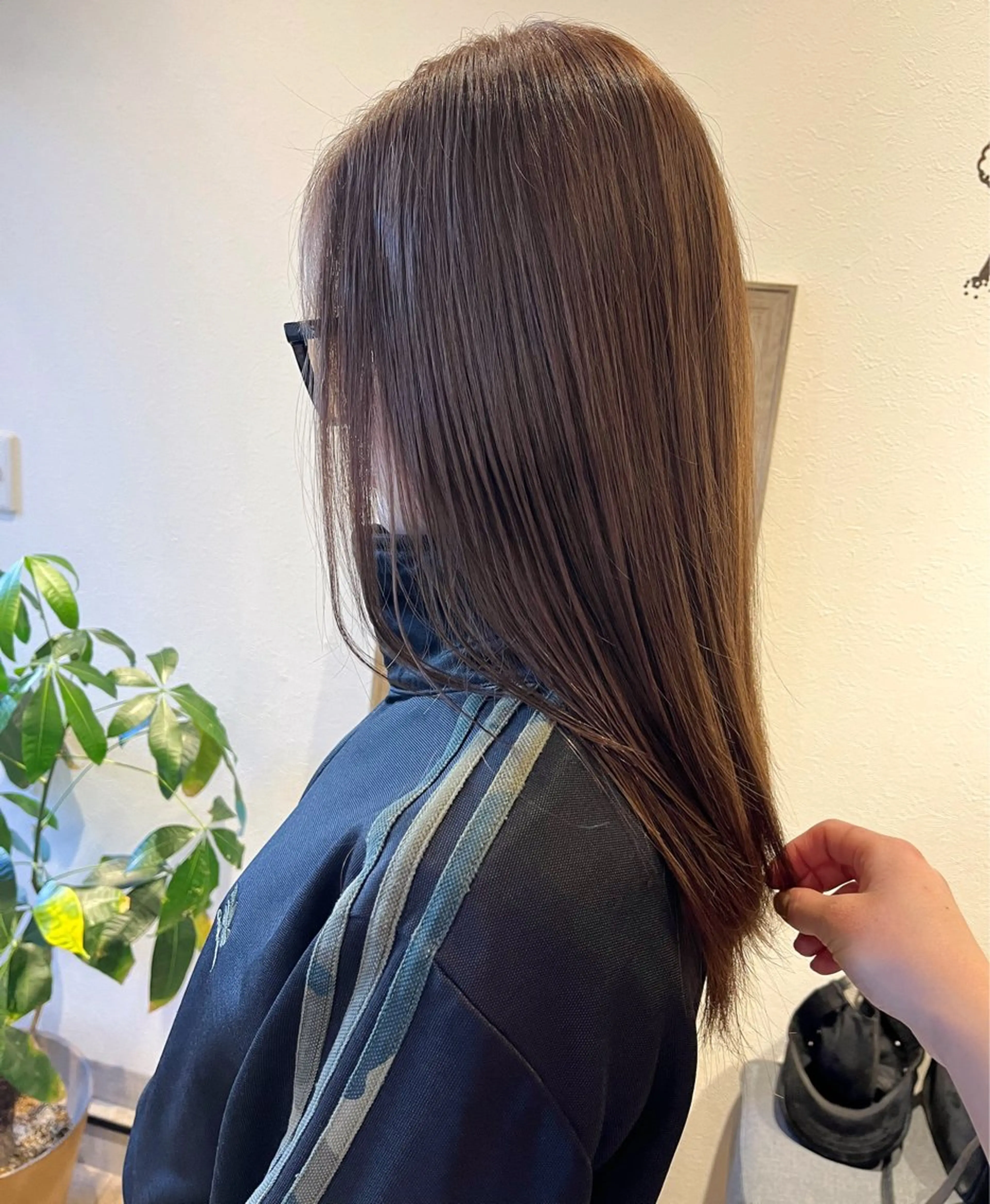 セミロング ラベンダーベージュ トリートメント カット ヘアカラー トリートメント 上品な暖色/丸みボブ Chie🪷のヘアスタイル