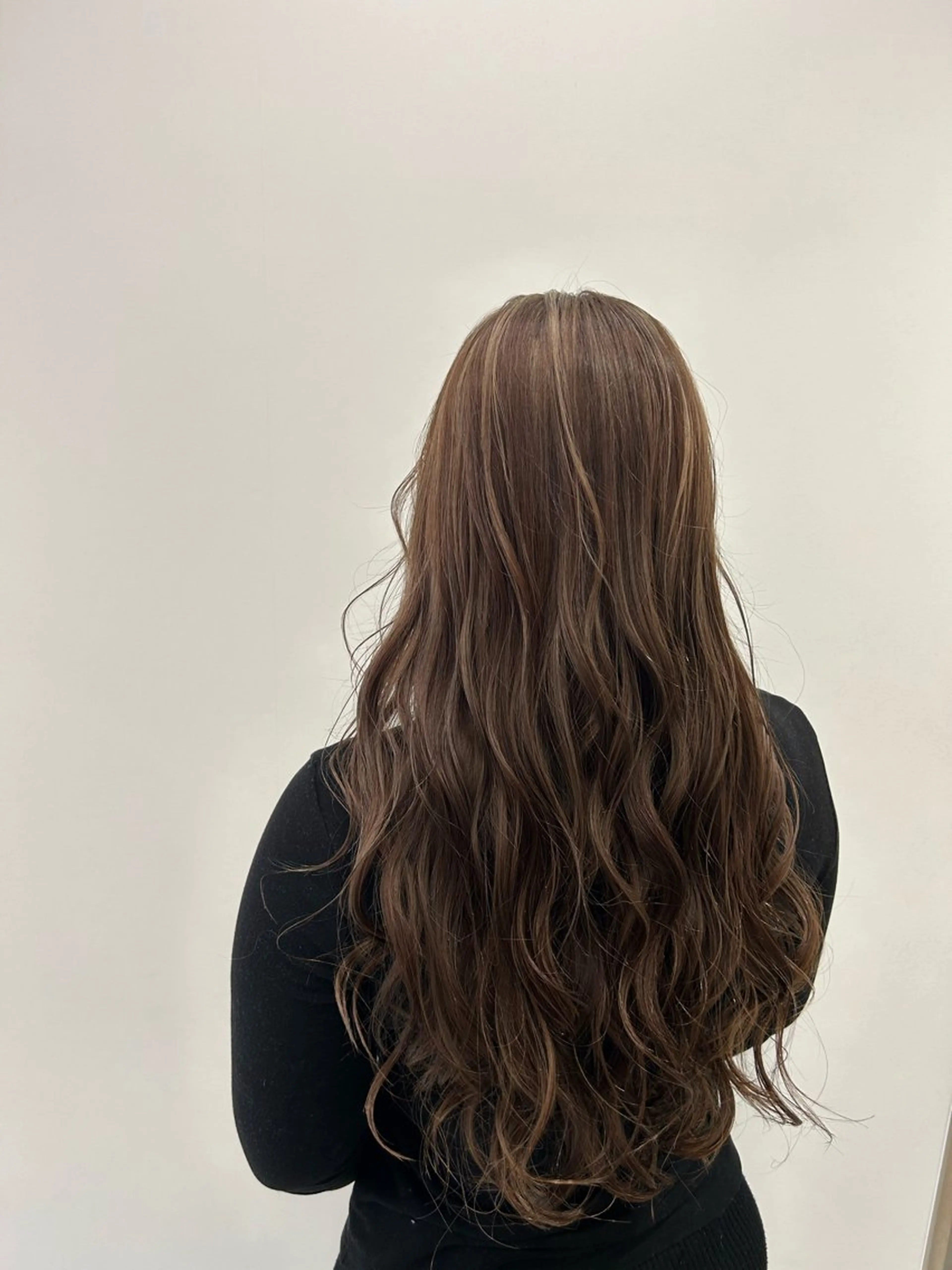 ロング ハイライト 海外風カラー enaのヘアスタイル